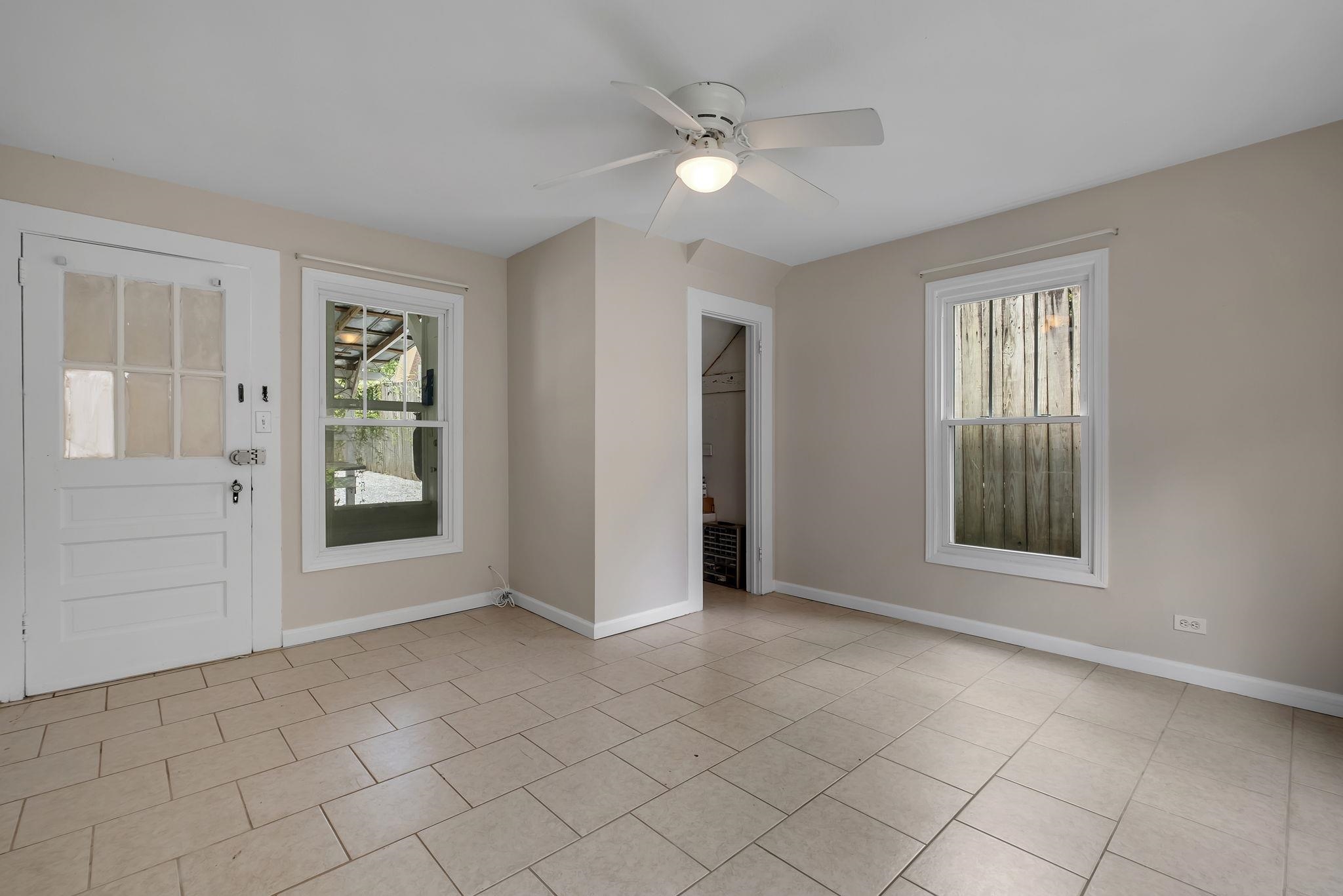 730 E 6th Avenue Unit: -