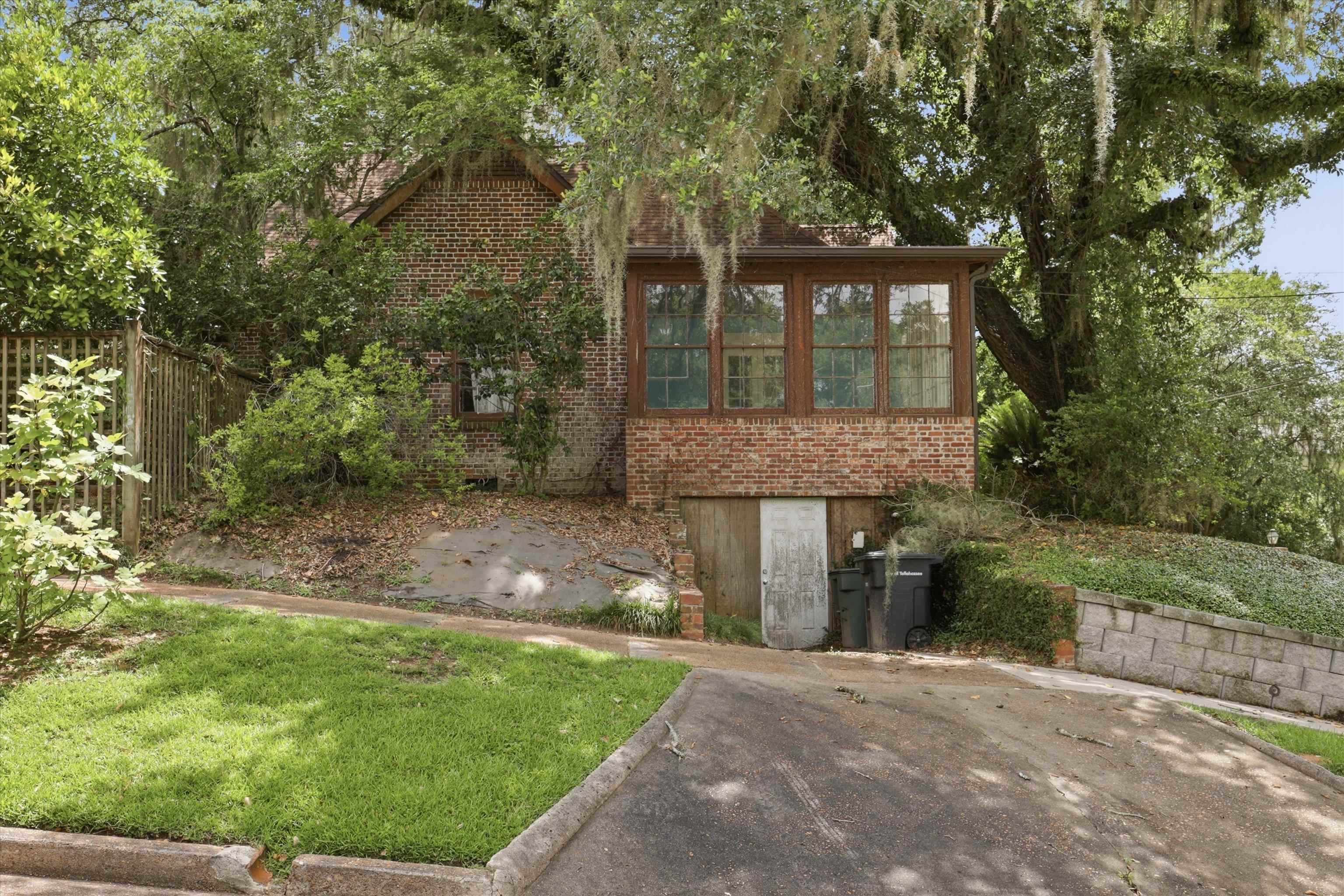 1575 Cristobal Drive