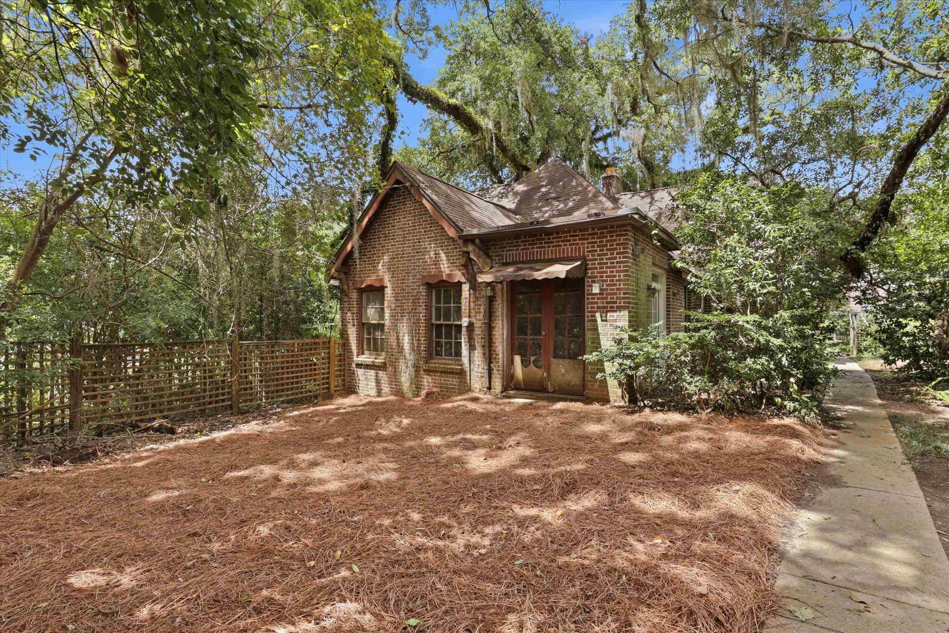 1575 Cristobal Drive