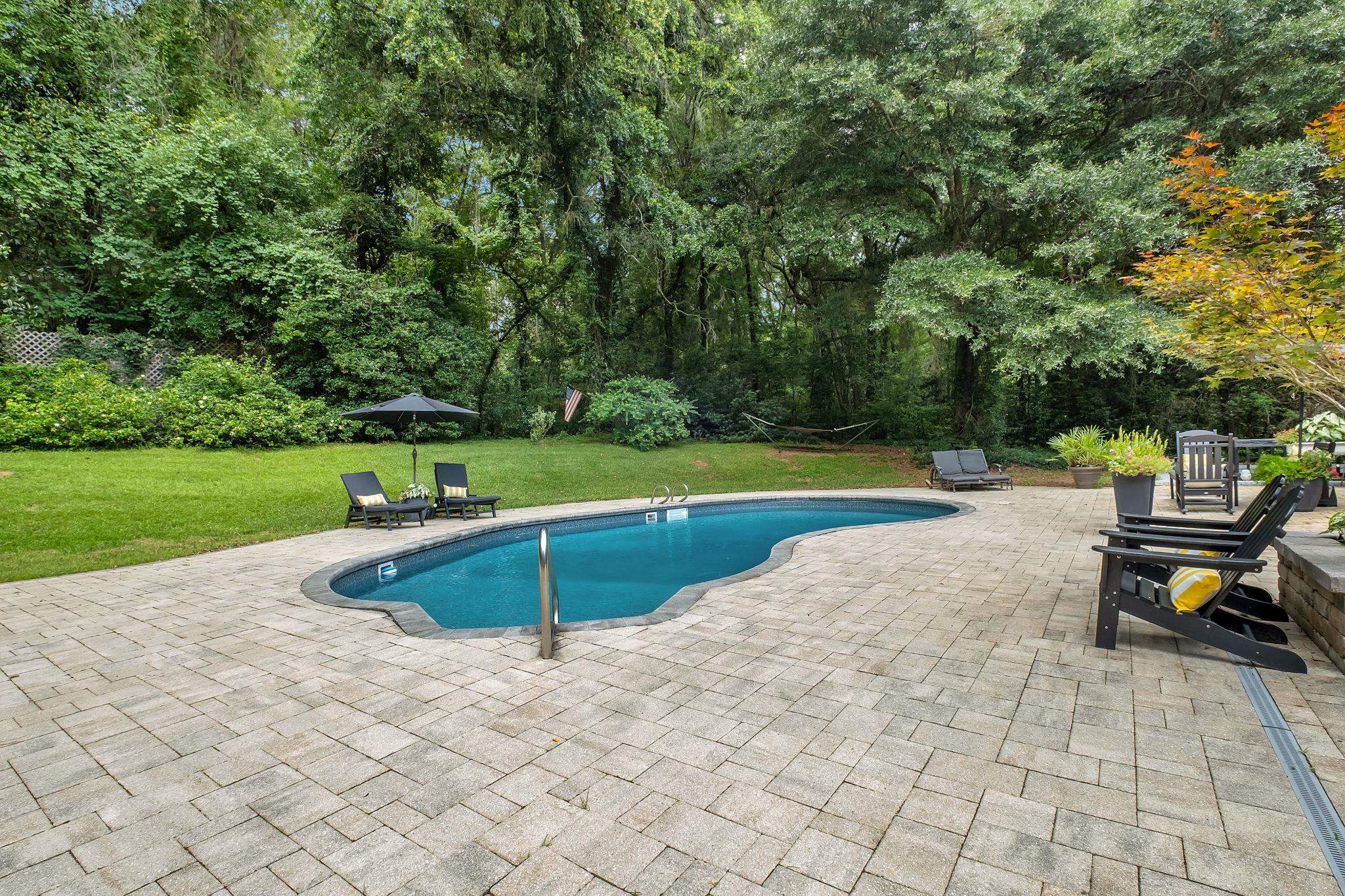3332 CHARLESTON Road