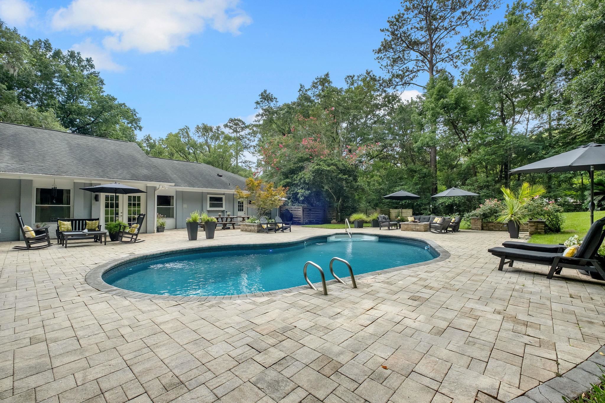 3332 CHARLESTON Road