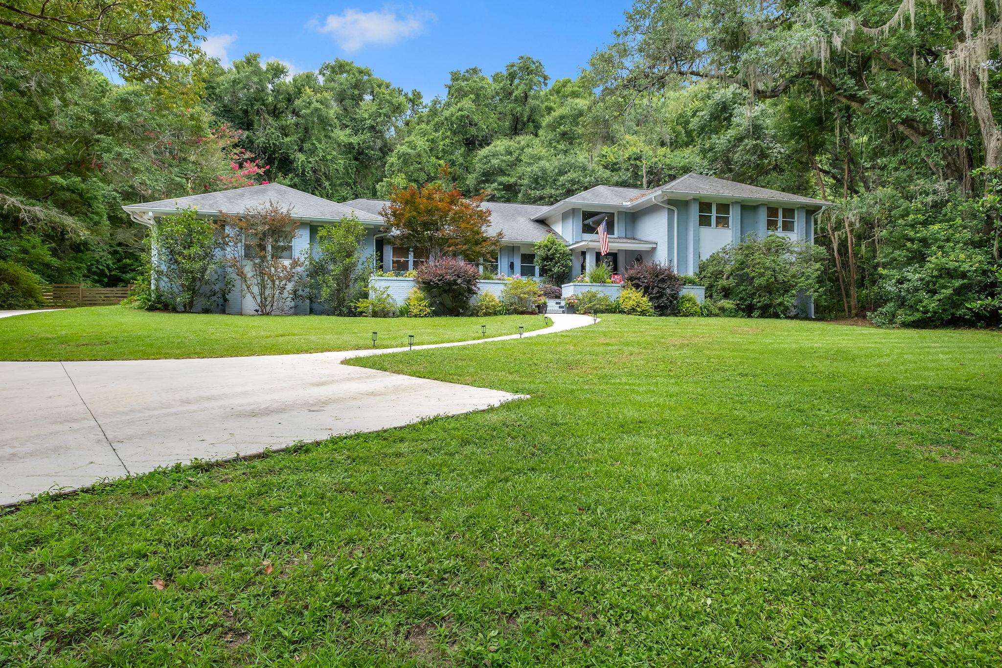 3332 CHARLESTON Road