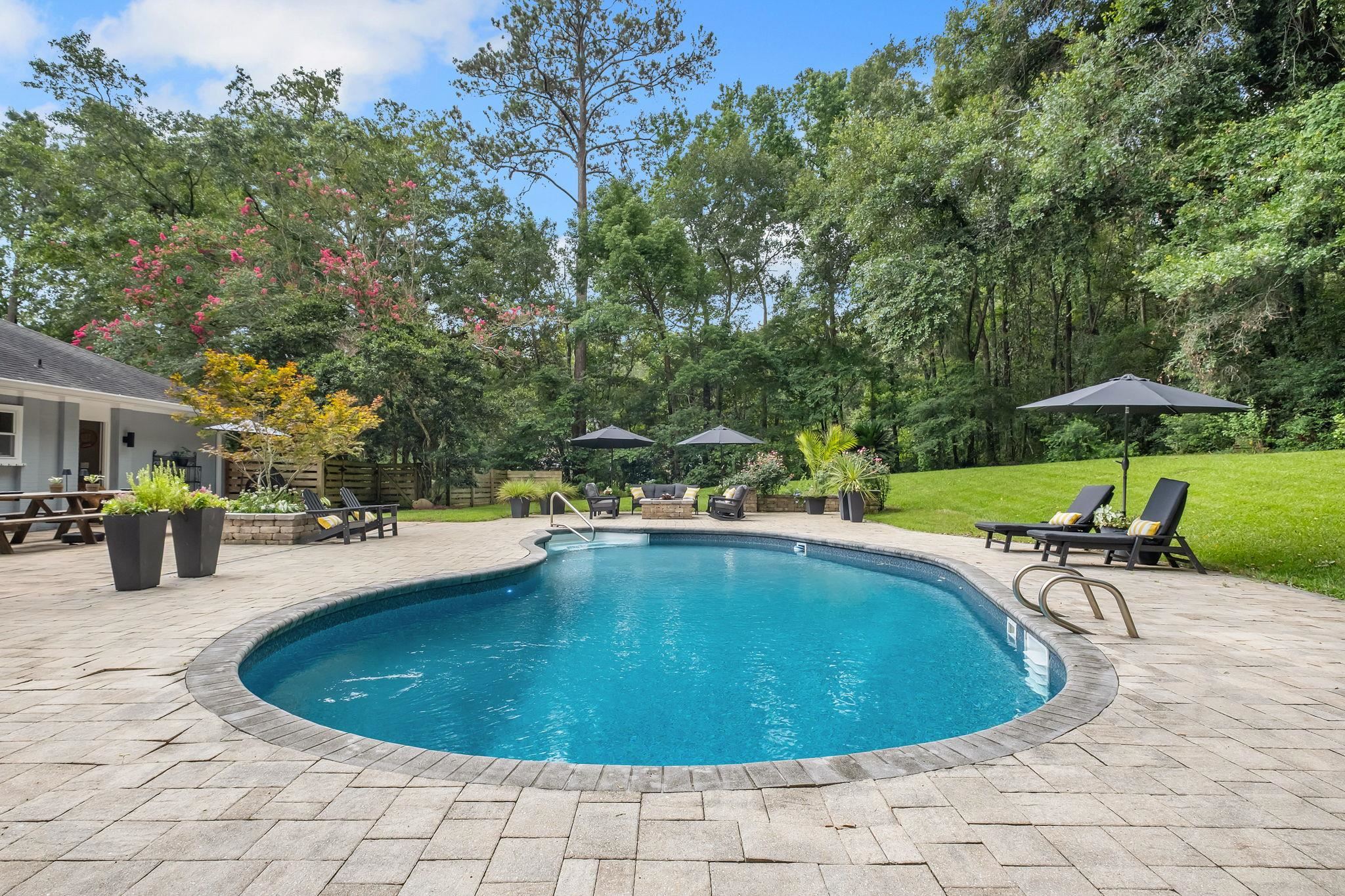3332 CHARLESTON Road