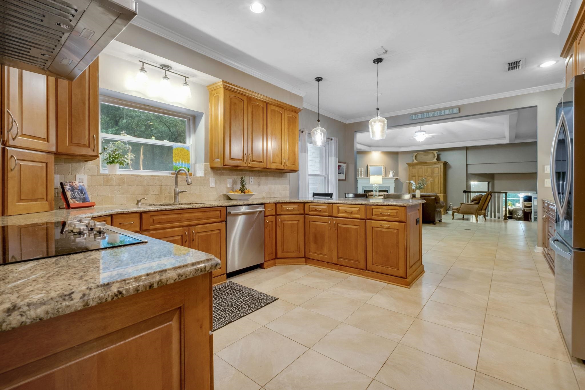 3332 CHARLESTON Road