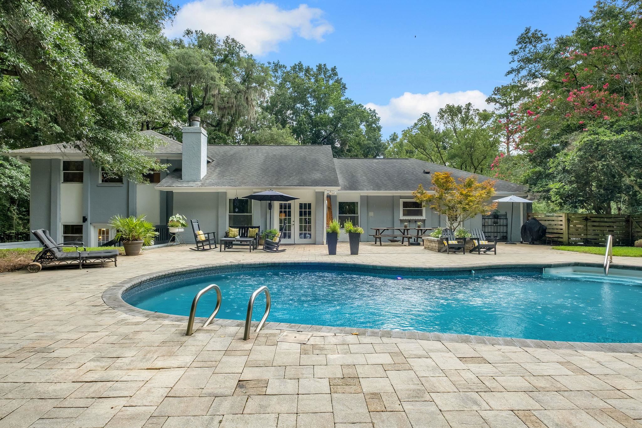 3332 CHARLESTON Road
