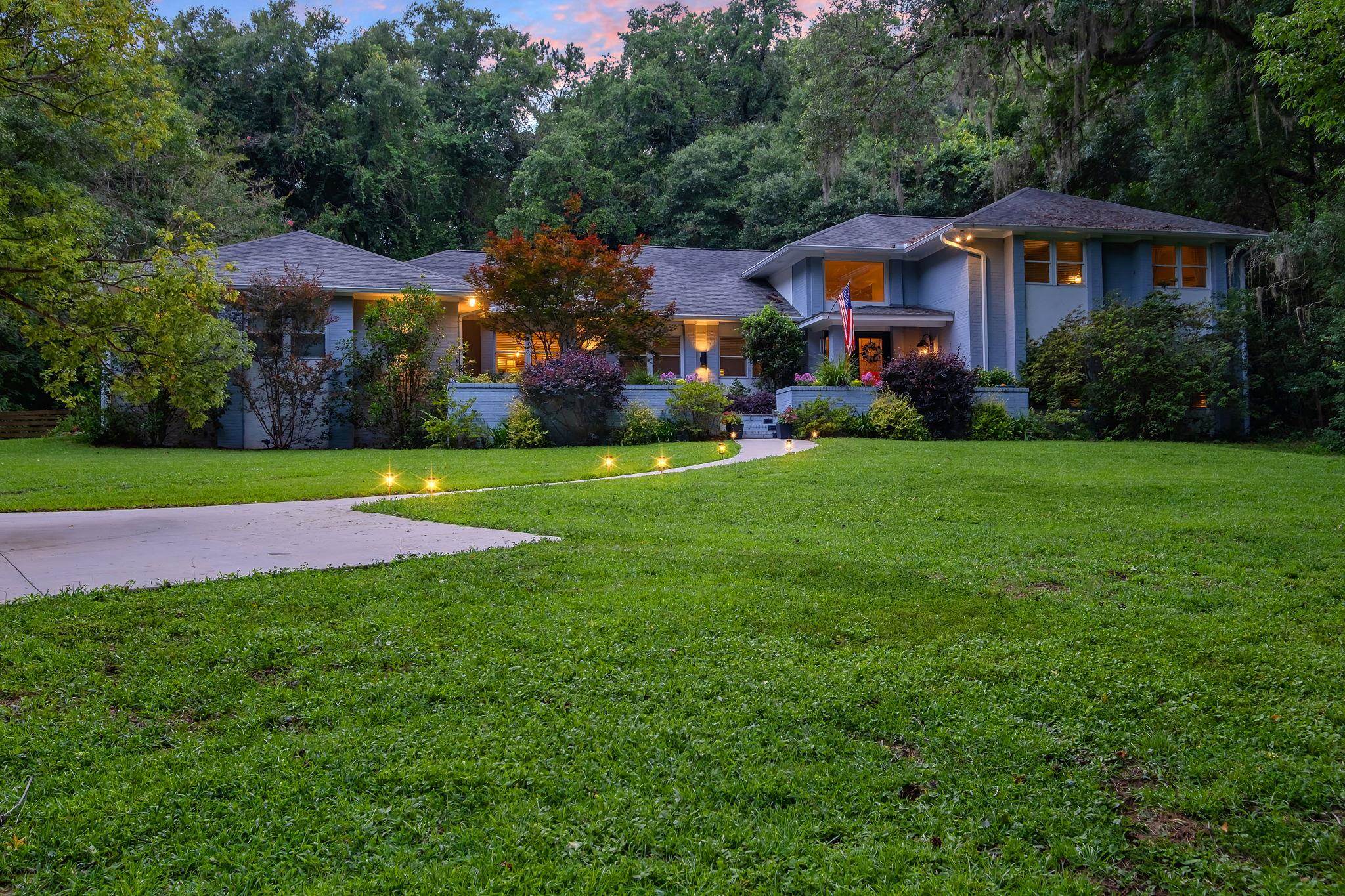 3332 CHARLESTON Road