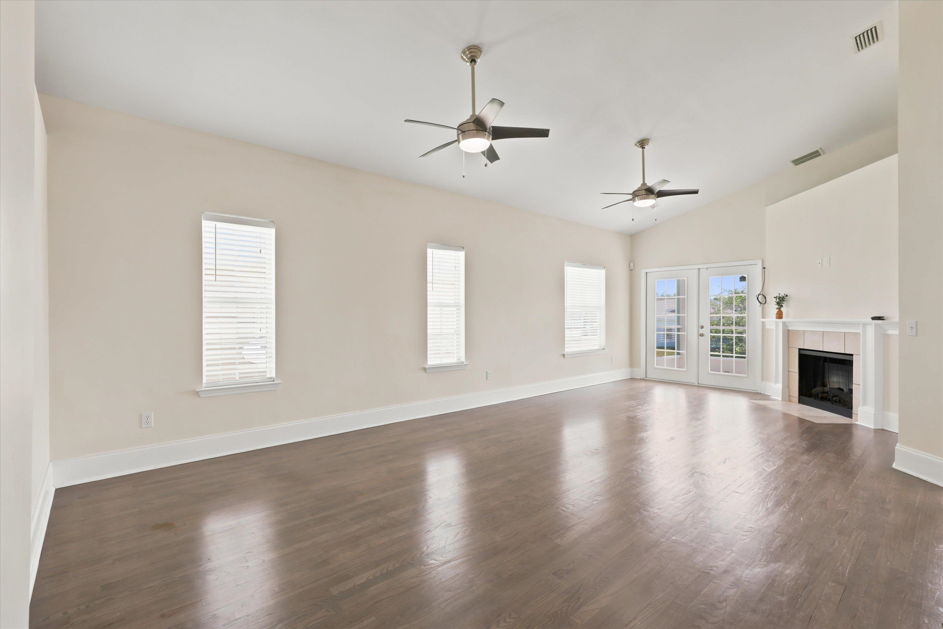 301 NE 5Th Street