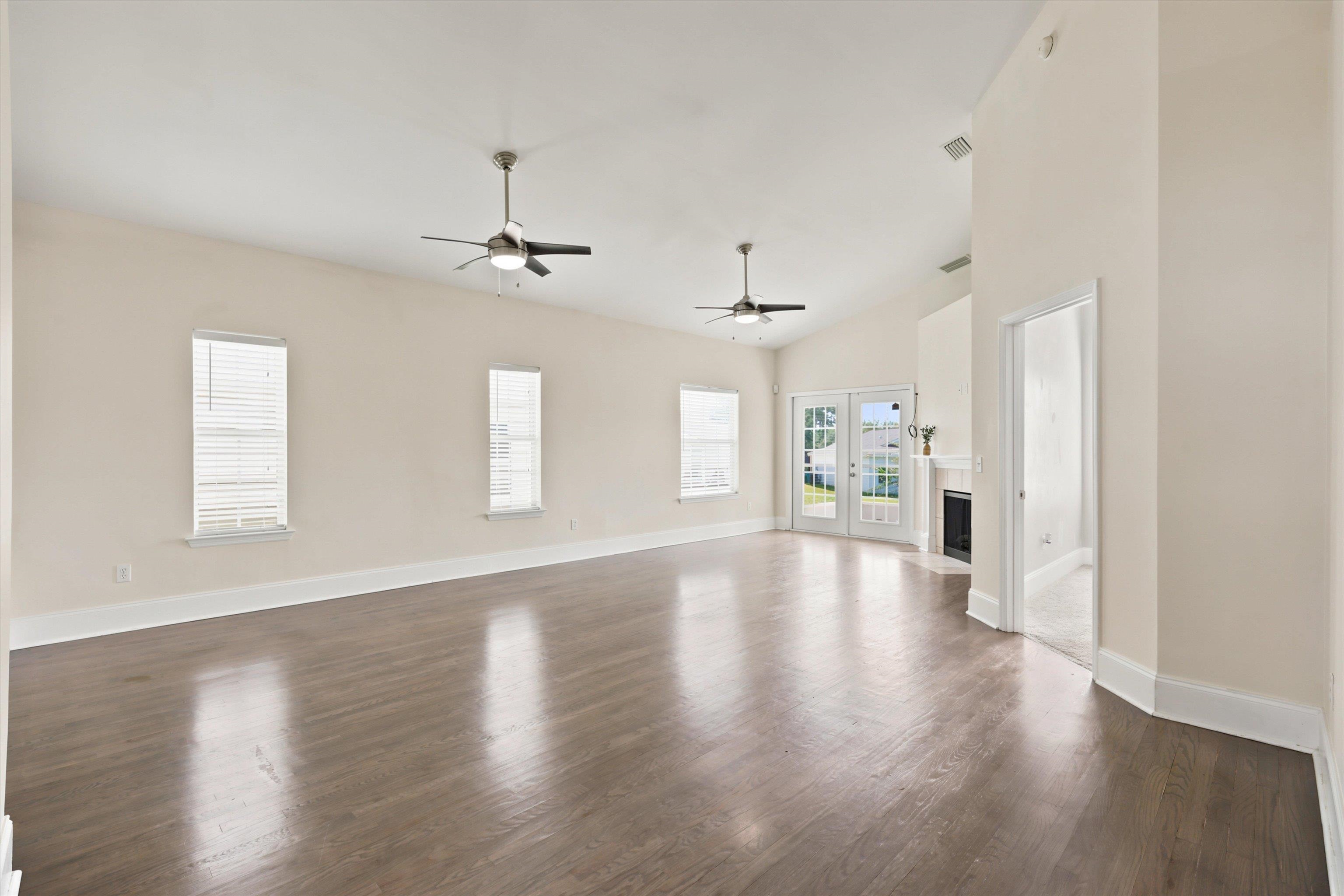 301 NE 5Th Street