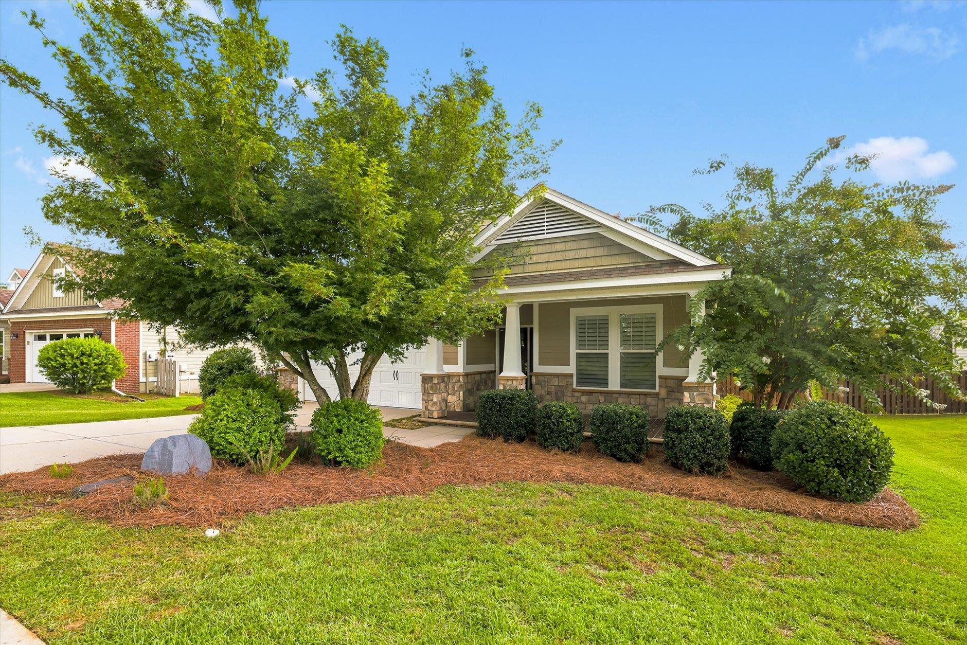 5625 Ringold Lane