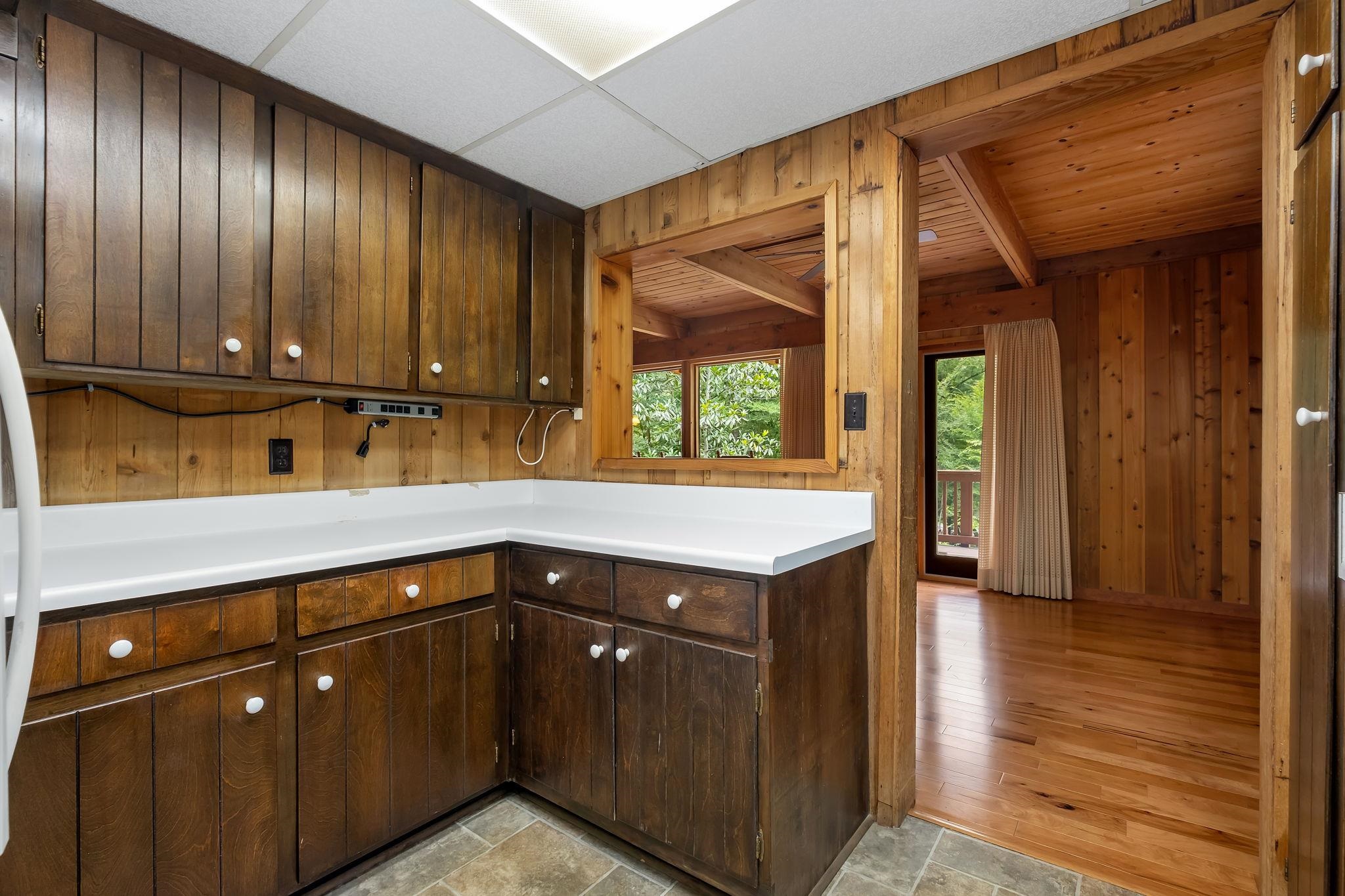 3732 Ravine Drive