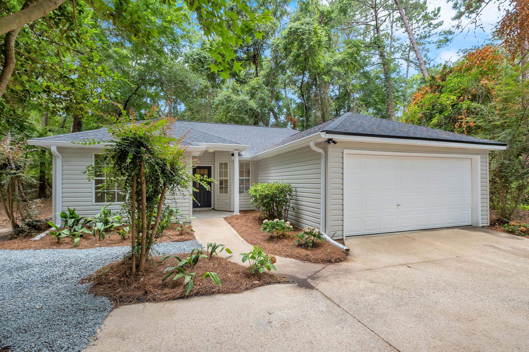1638 Folkstone Road