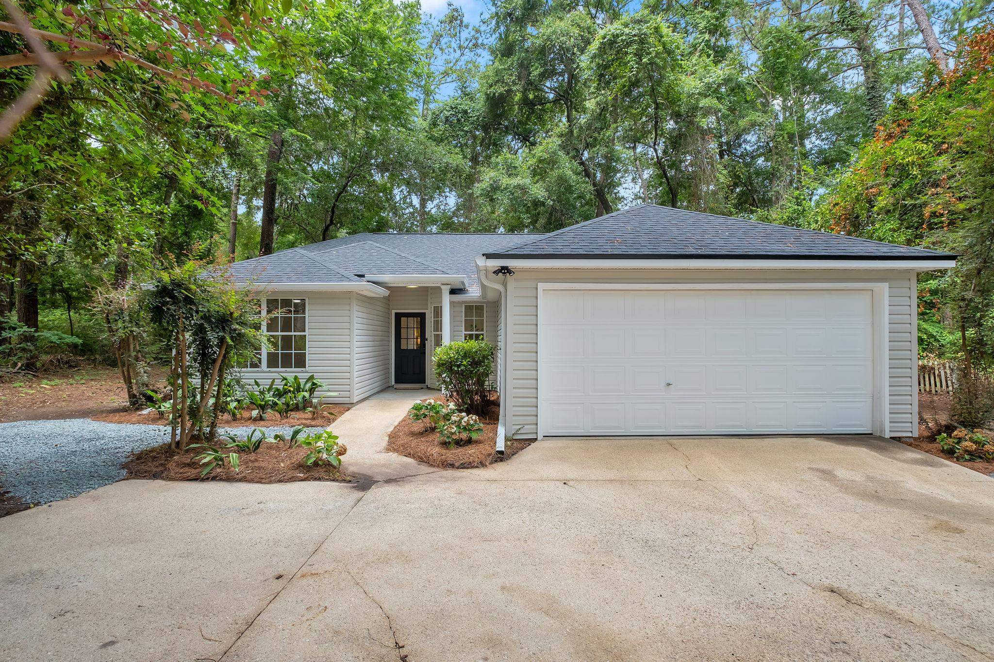 1638 Folkstone Road