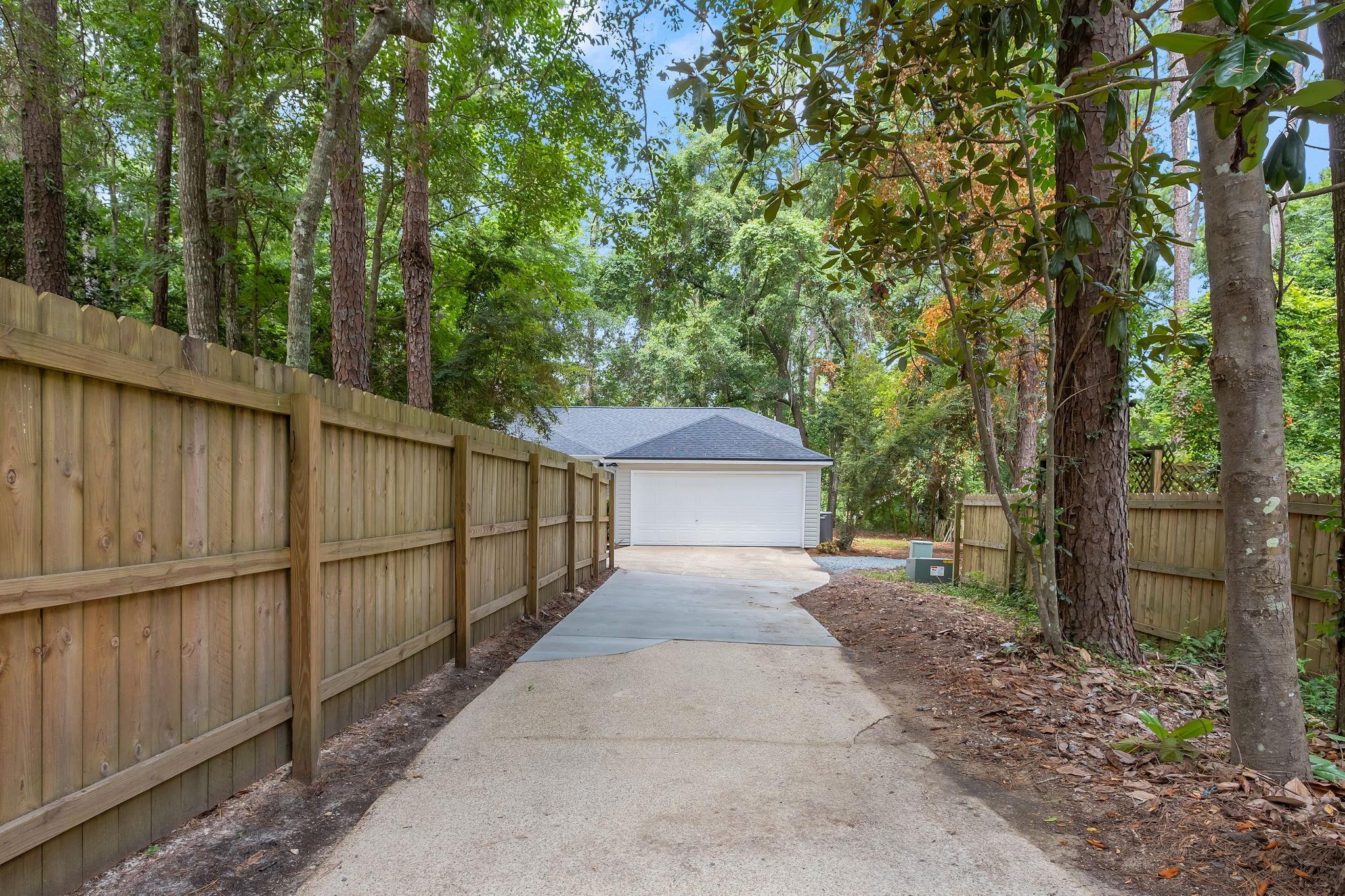 1638 Folkstone Road