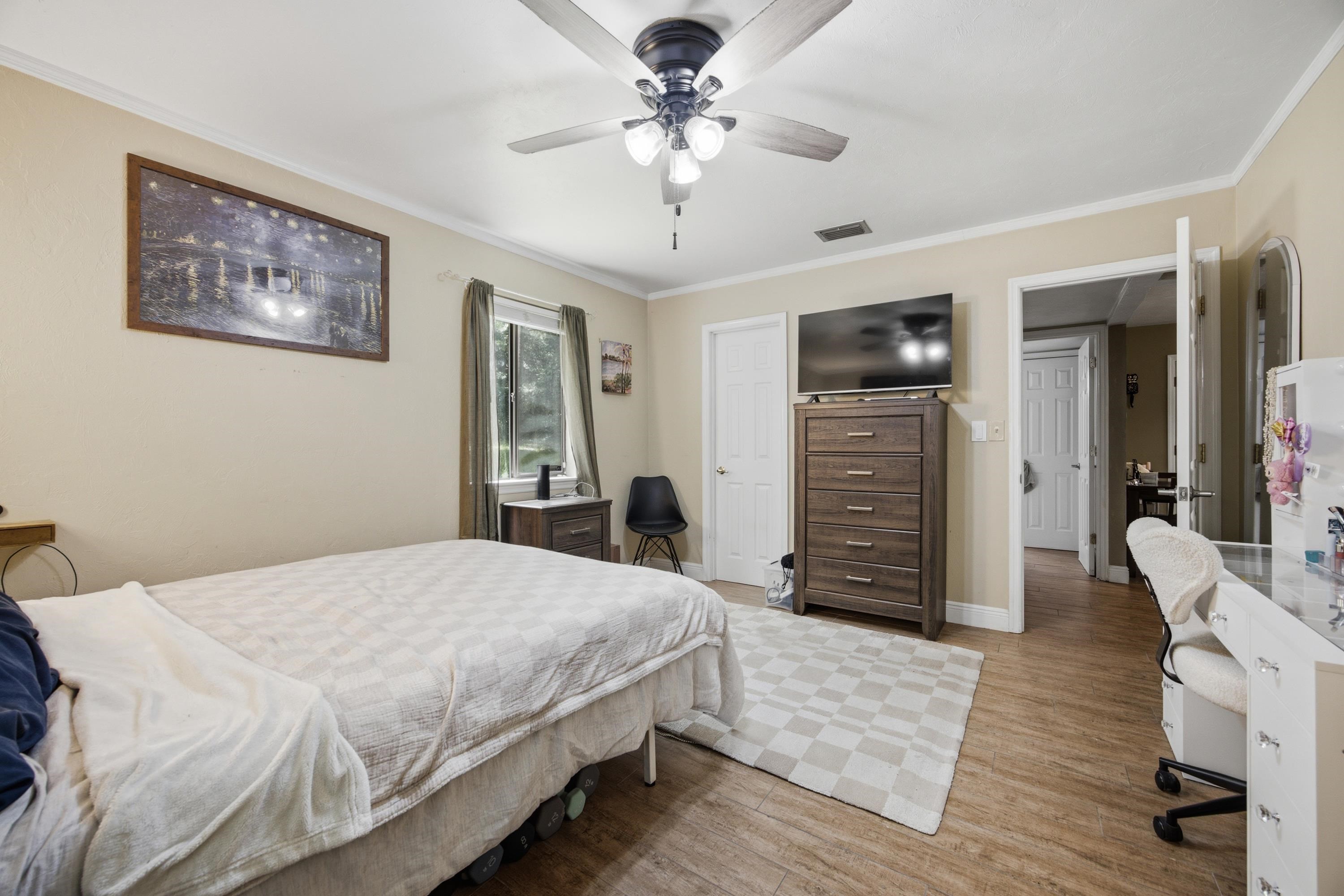 4426 Bayshore Circle