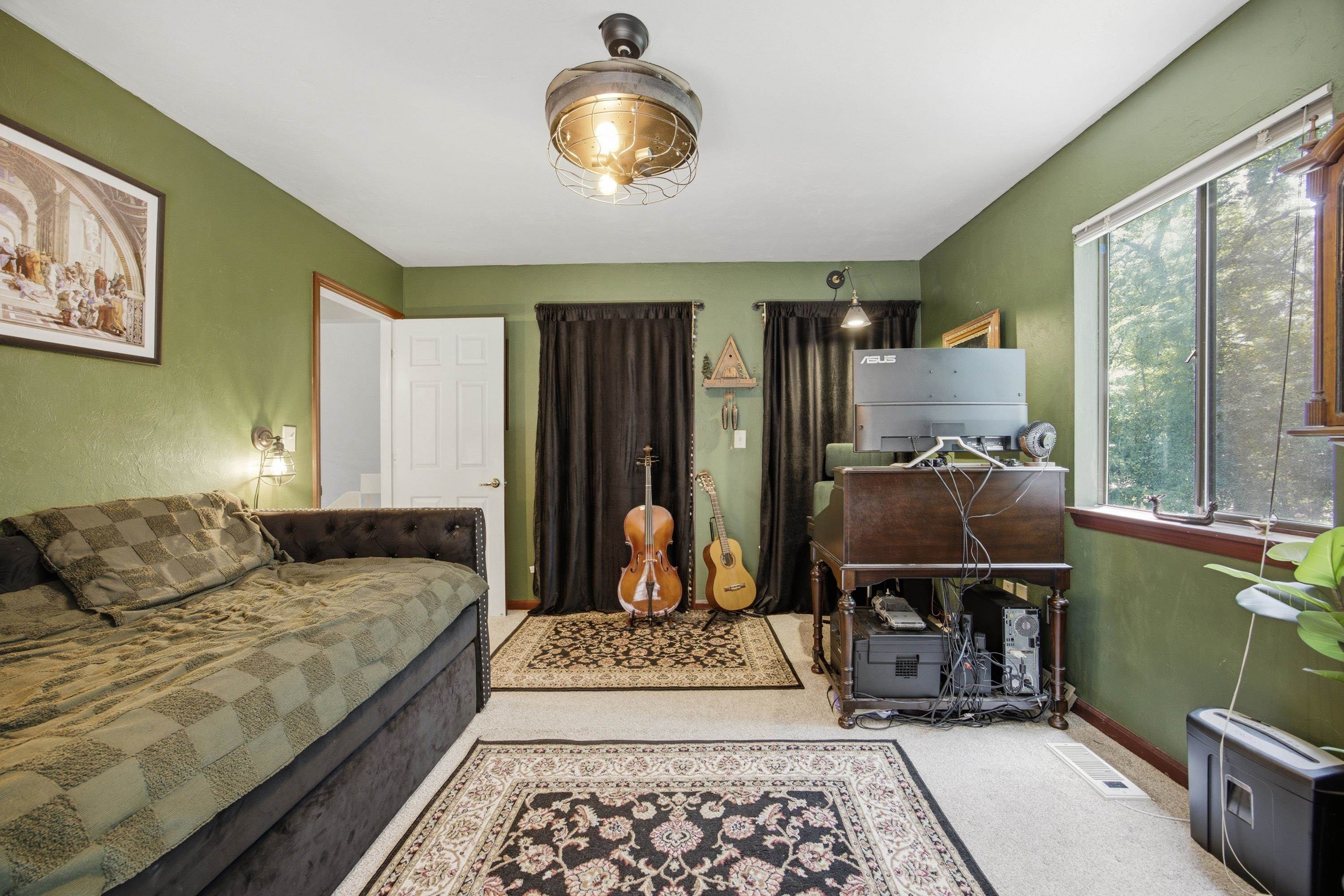 4426 Bayshore Circle