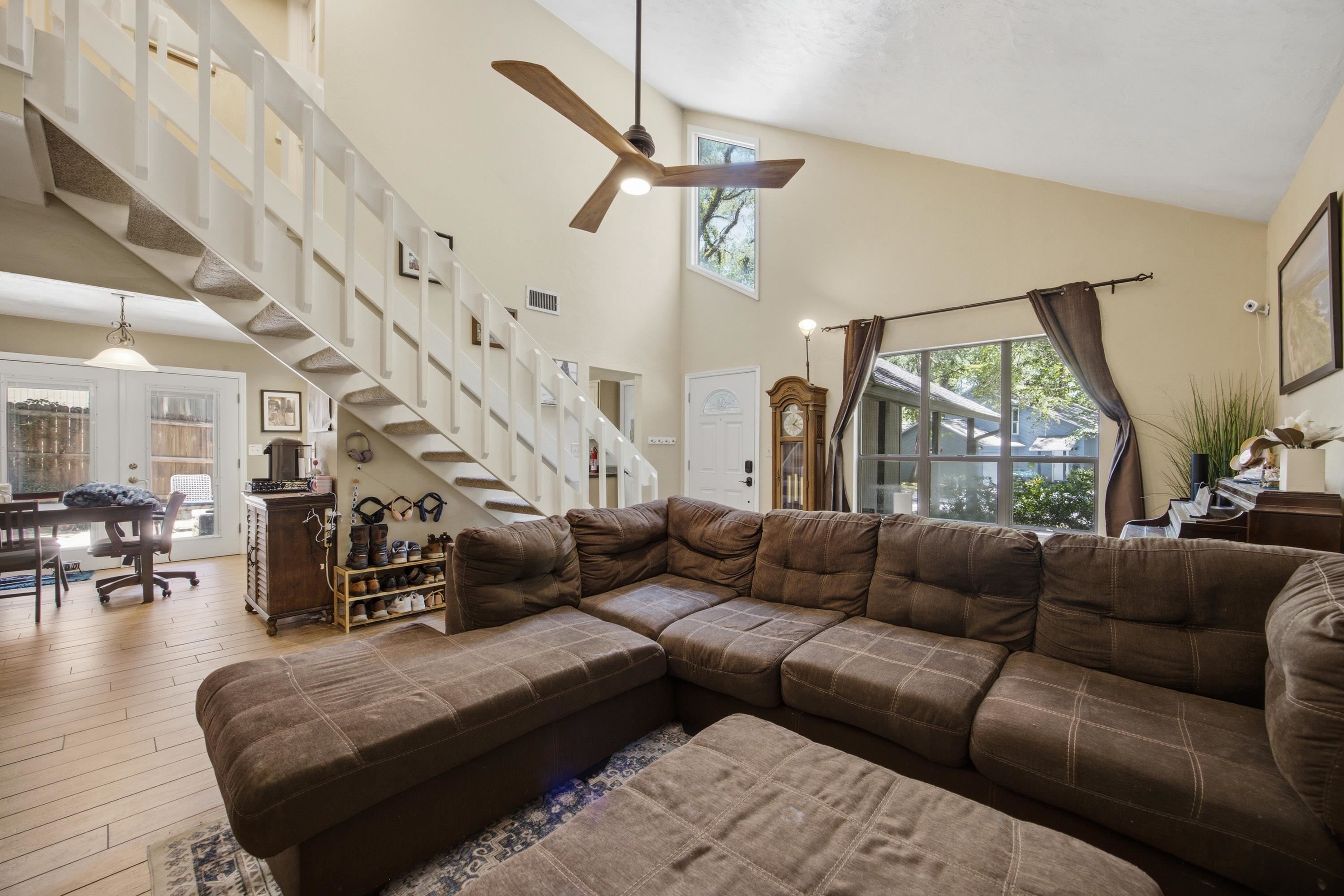 4426 Bayshore Circle
