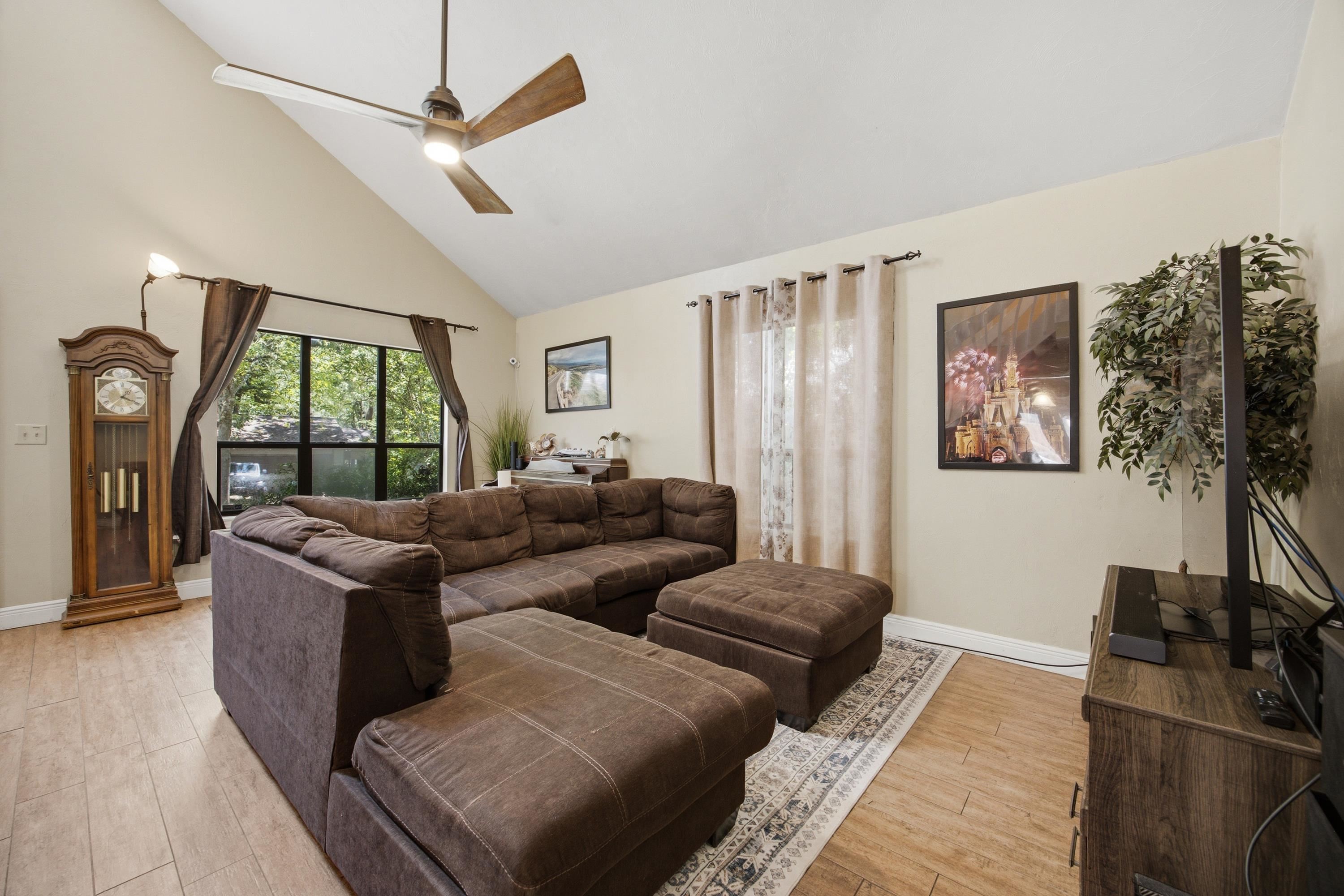 4426 Bayshore Circle