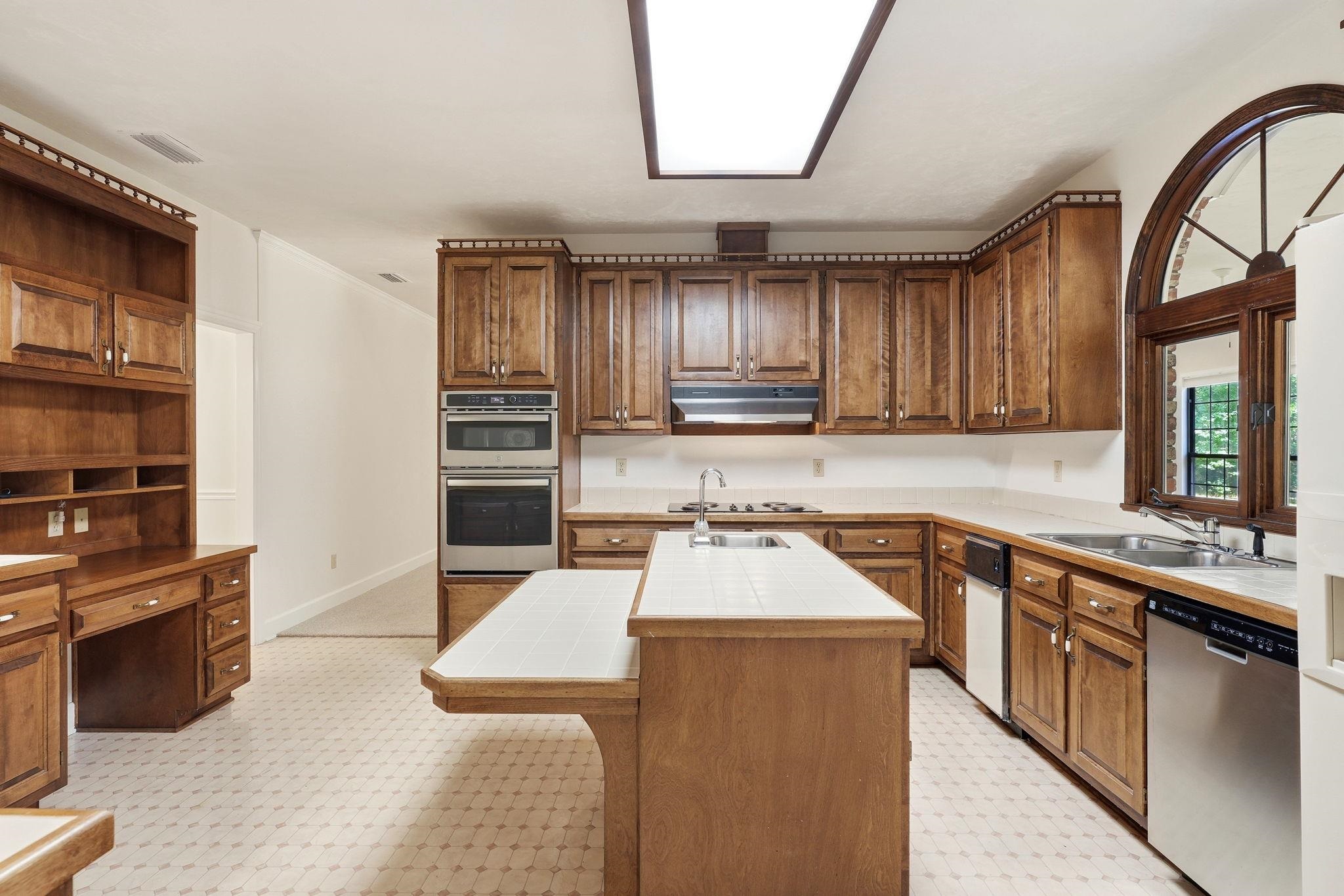 7161 OX BOW Circle