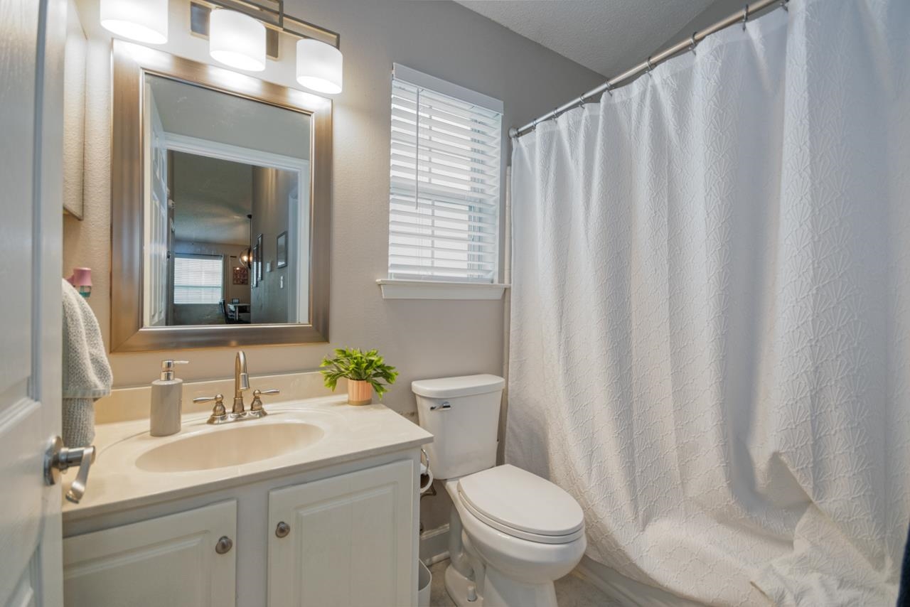 9138 Stonehenge Trail