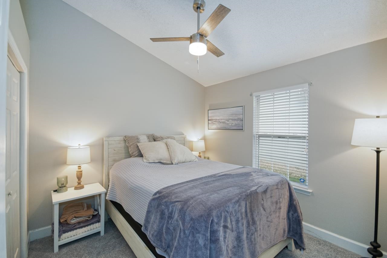9138 Stonehenge Trail