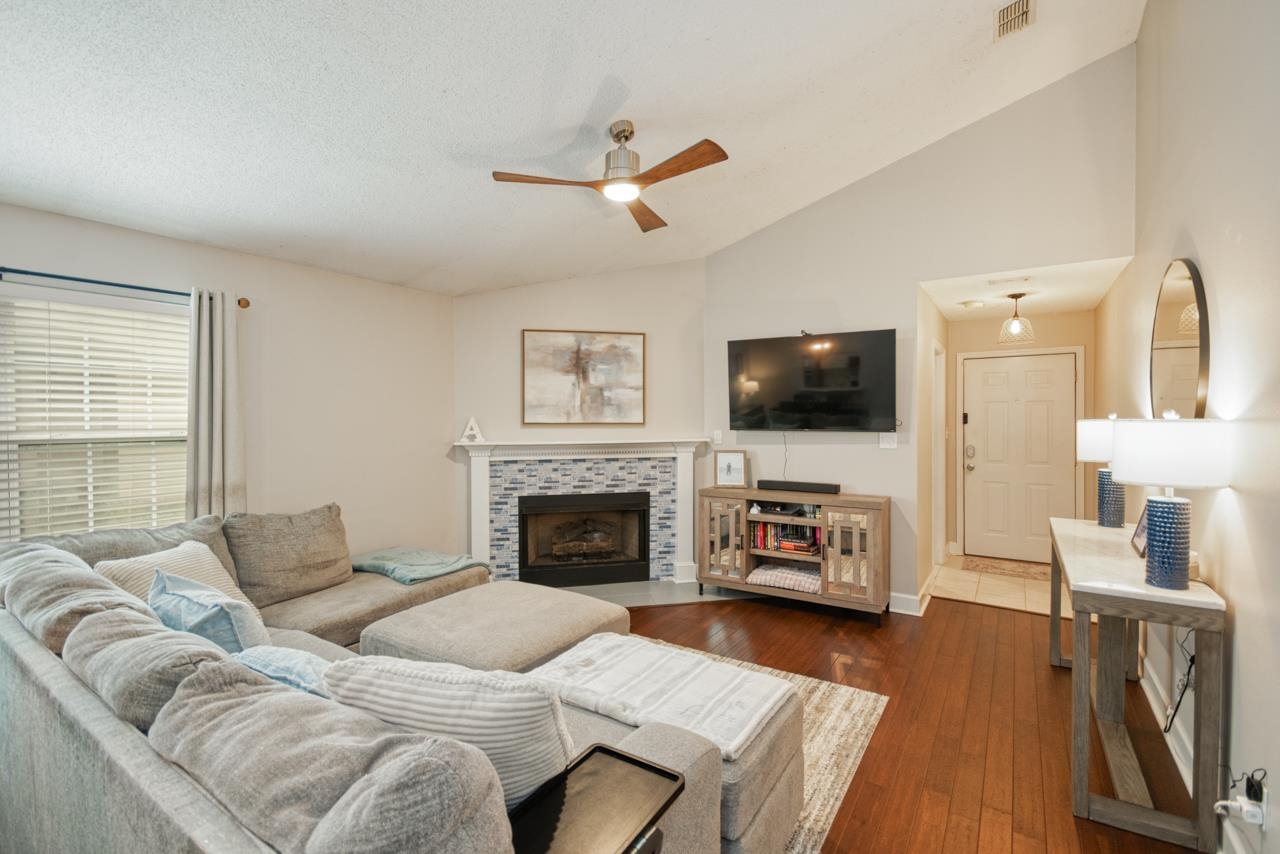 9138 Stonehenge Trail