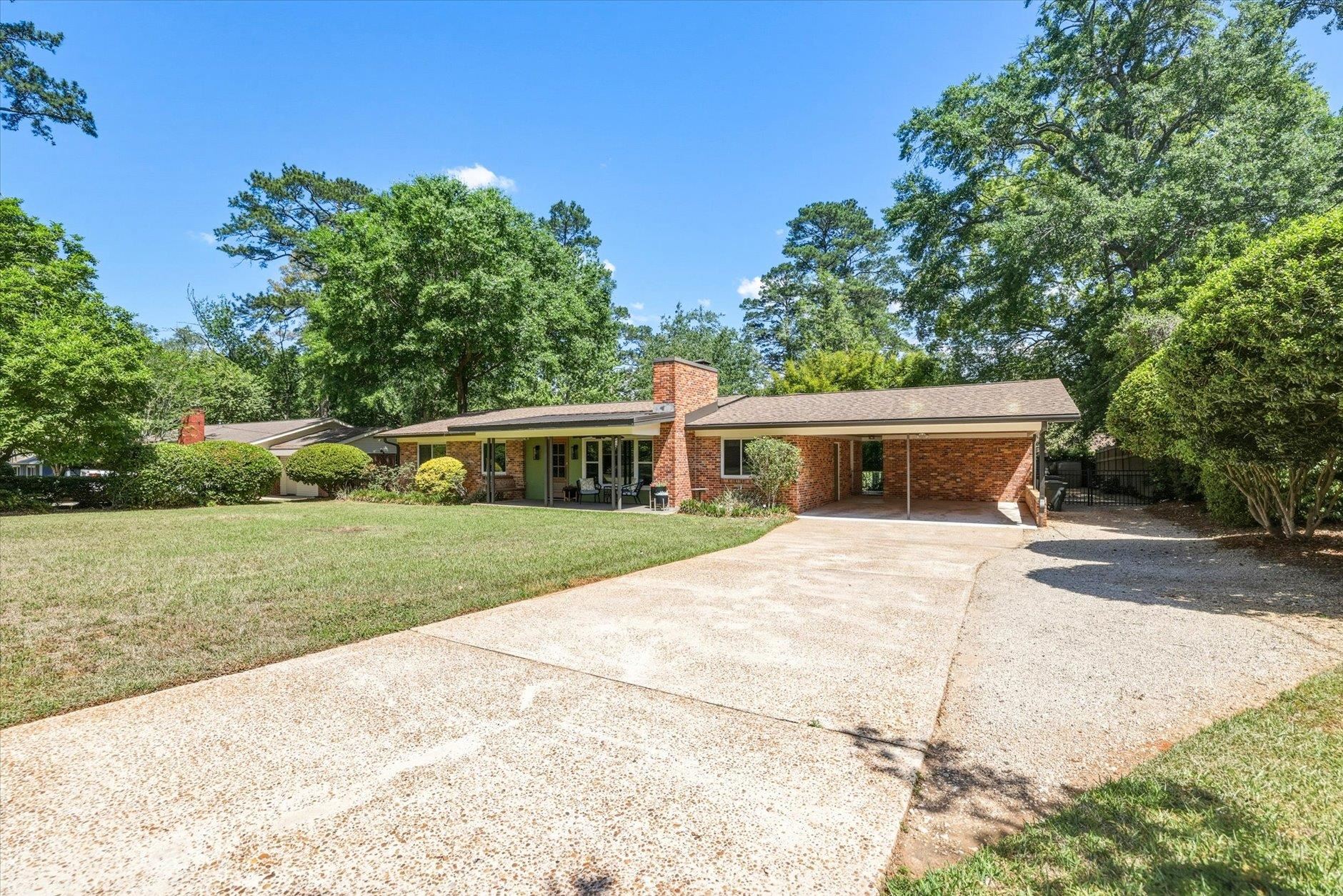 1312 Dillard Street