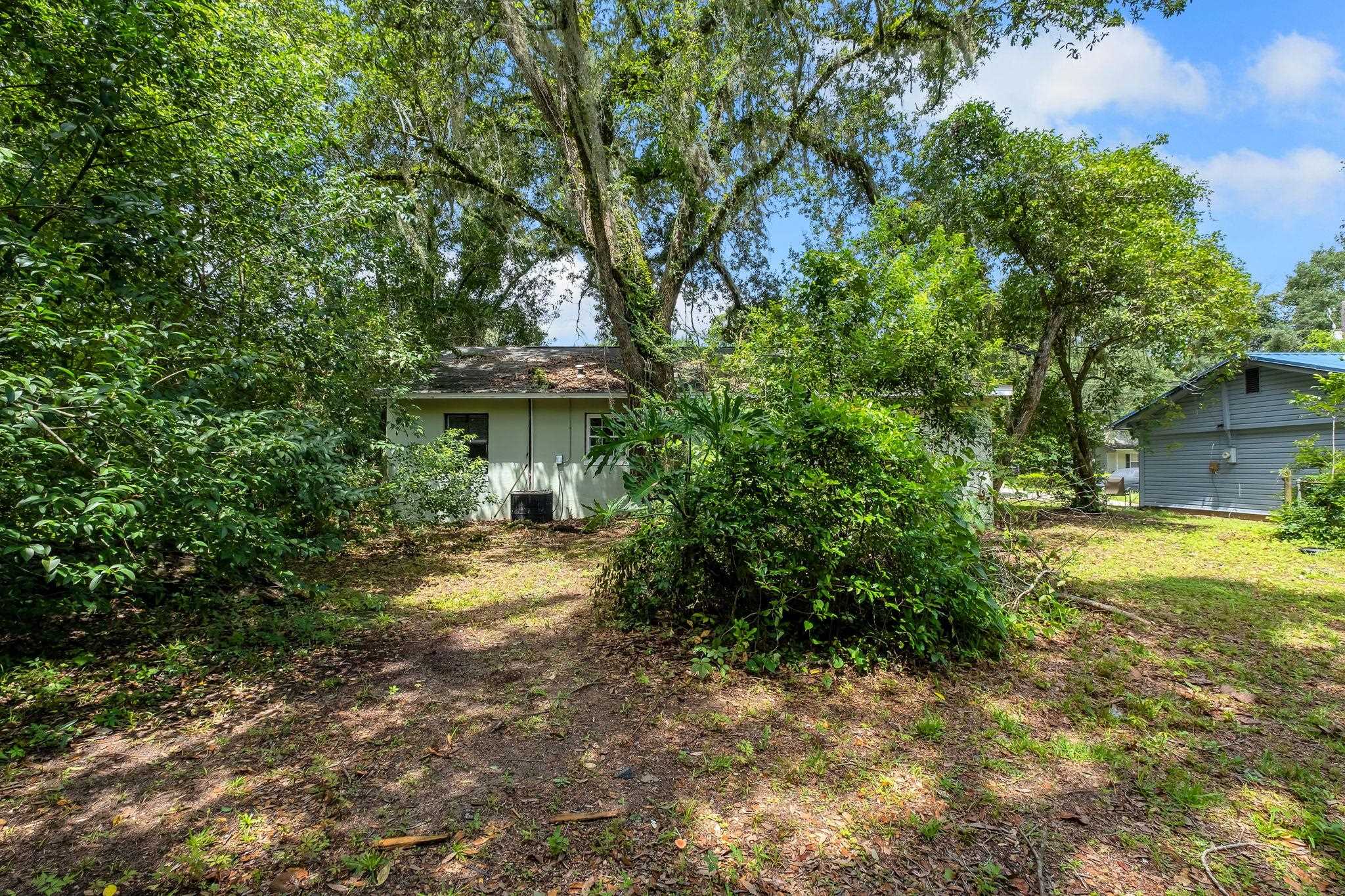 3822 Roswell Drive