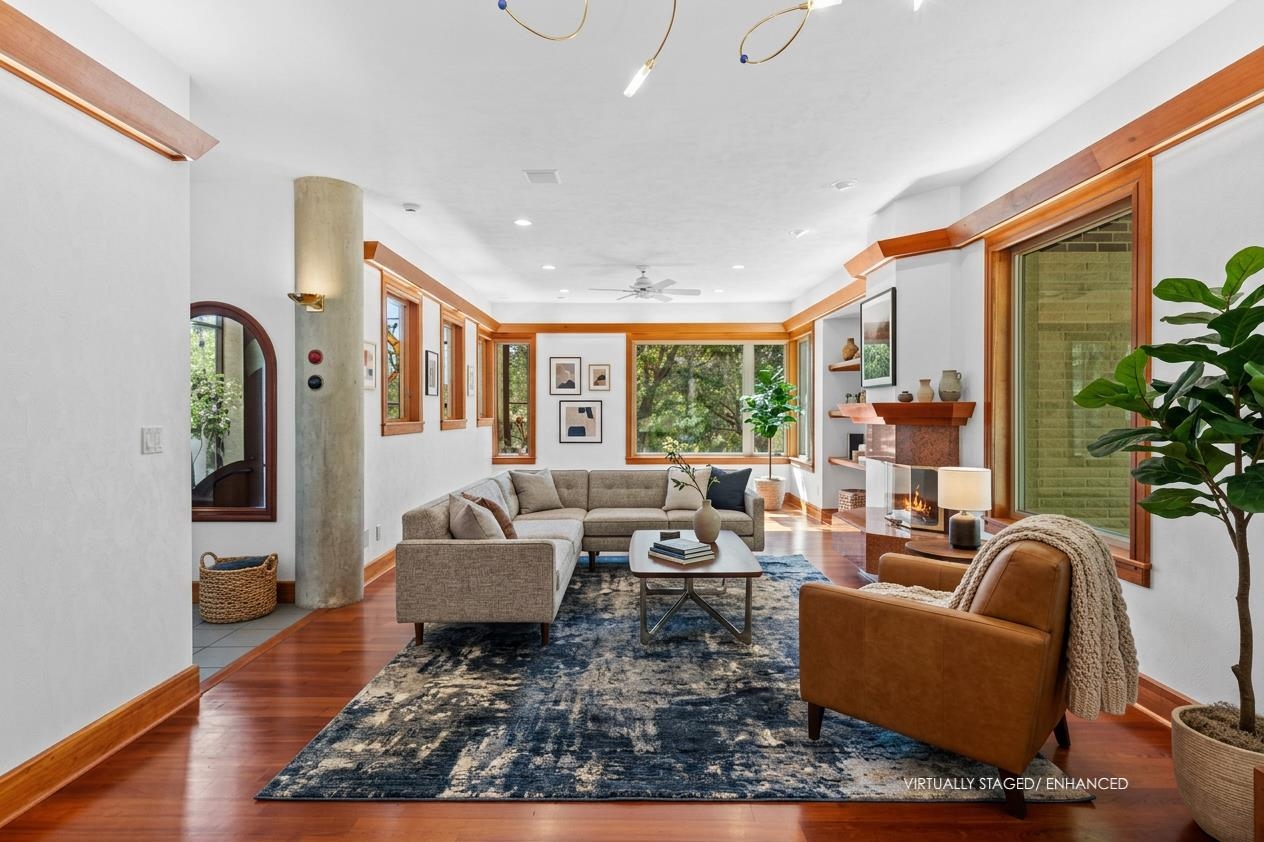 767 RHODEN COVE