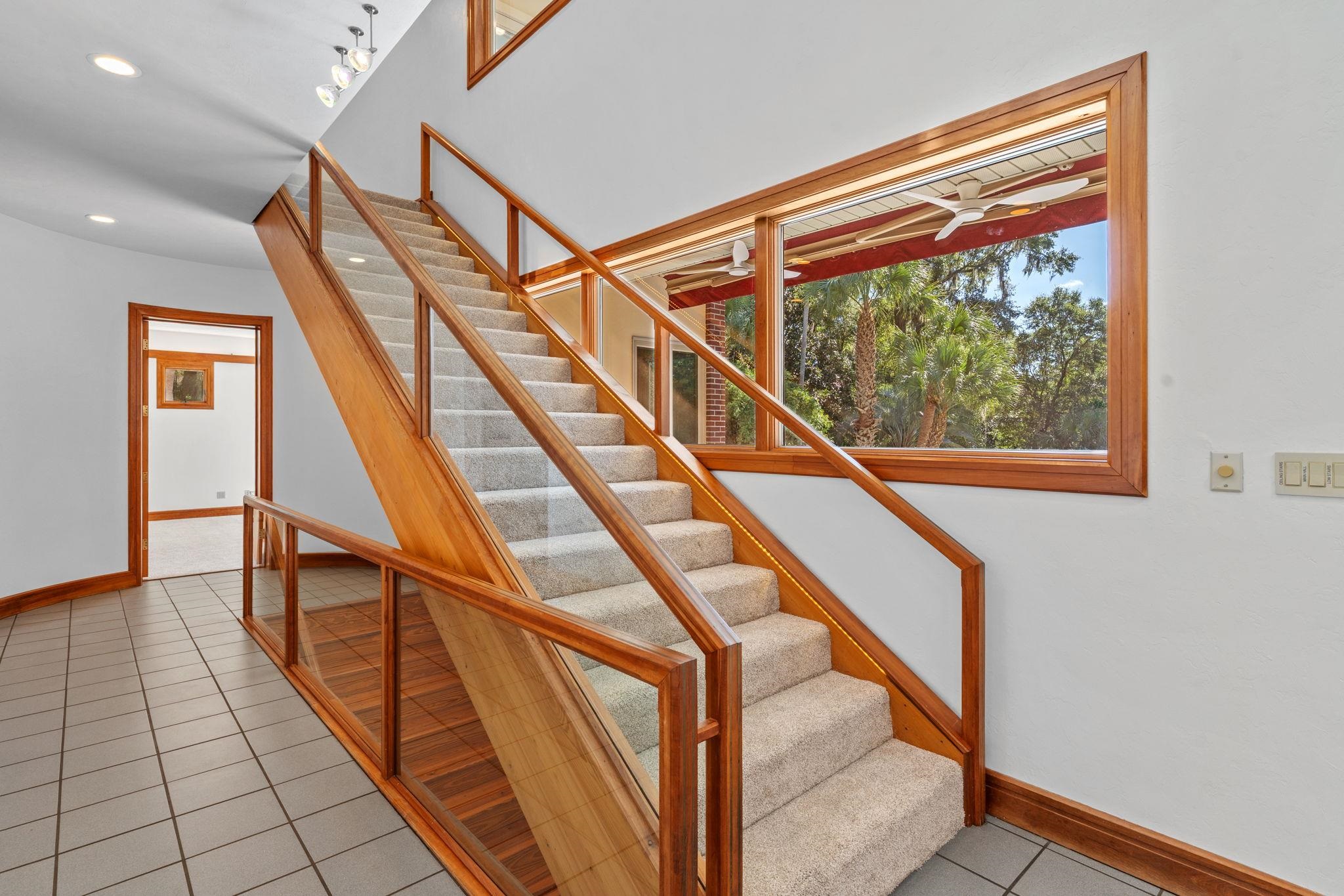 767 RHODEN COVE