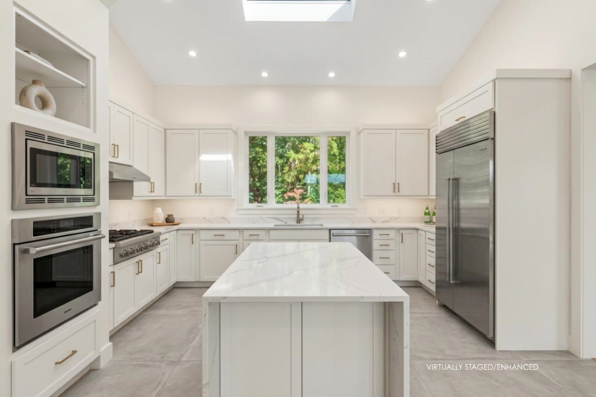 767 RHODEN COVE