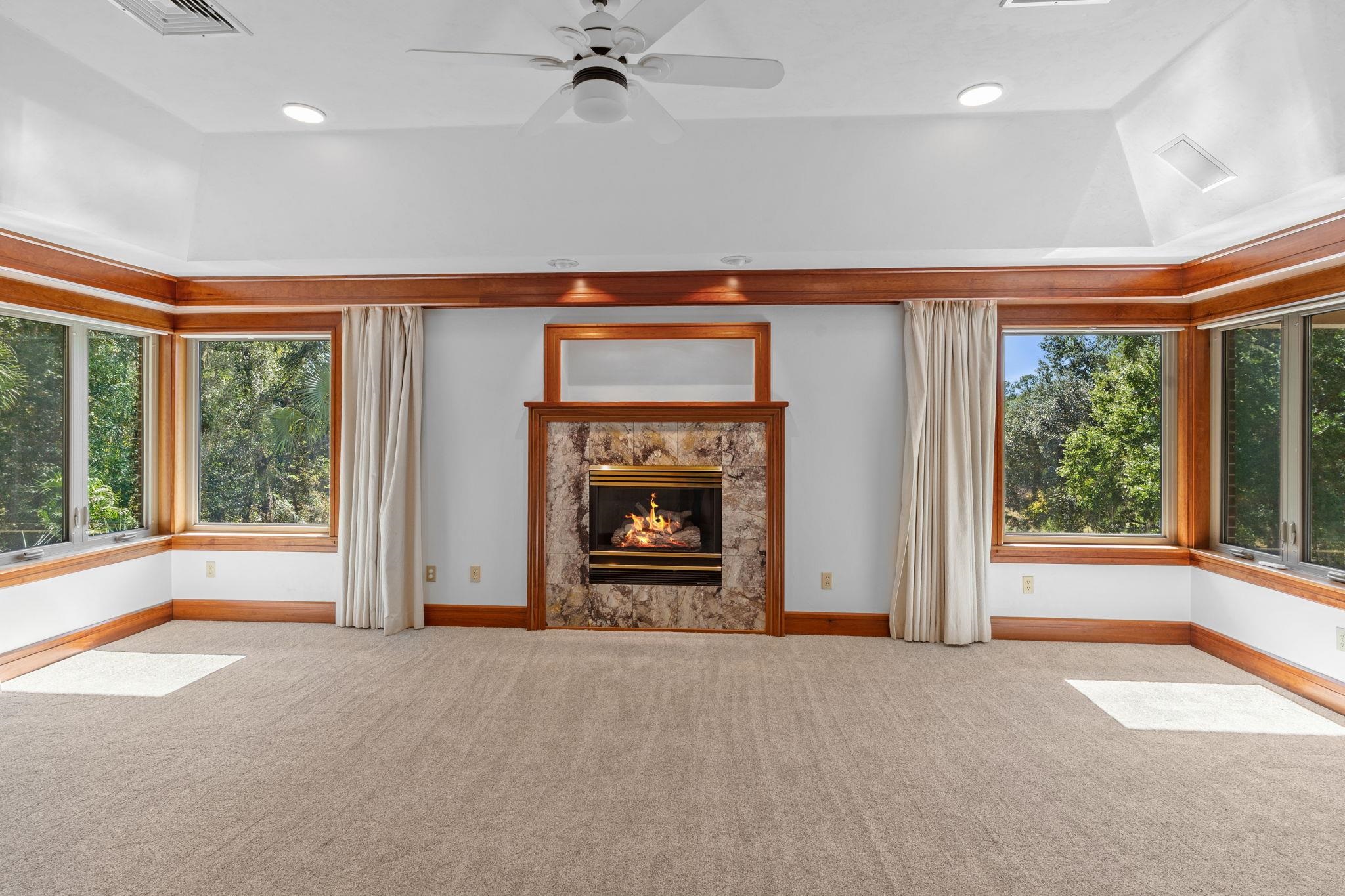 767 RHODEN COVE