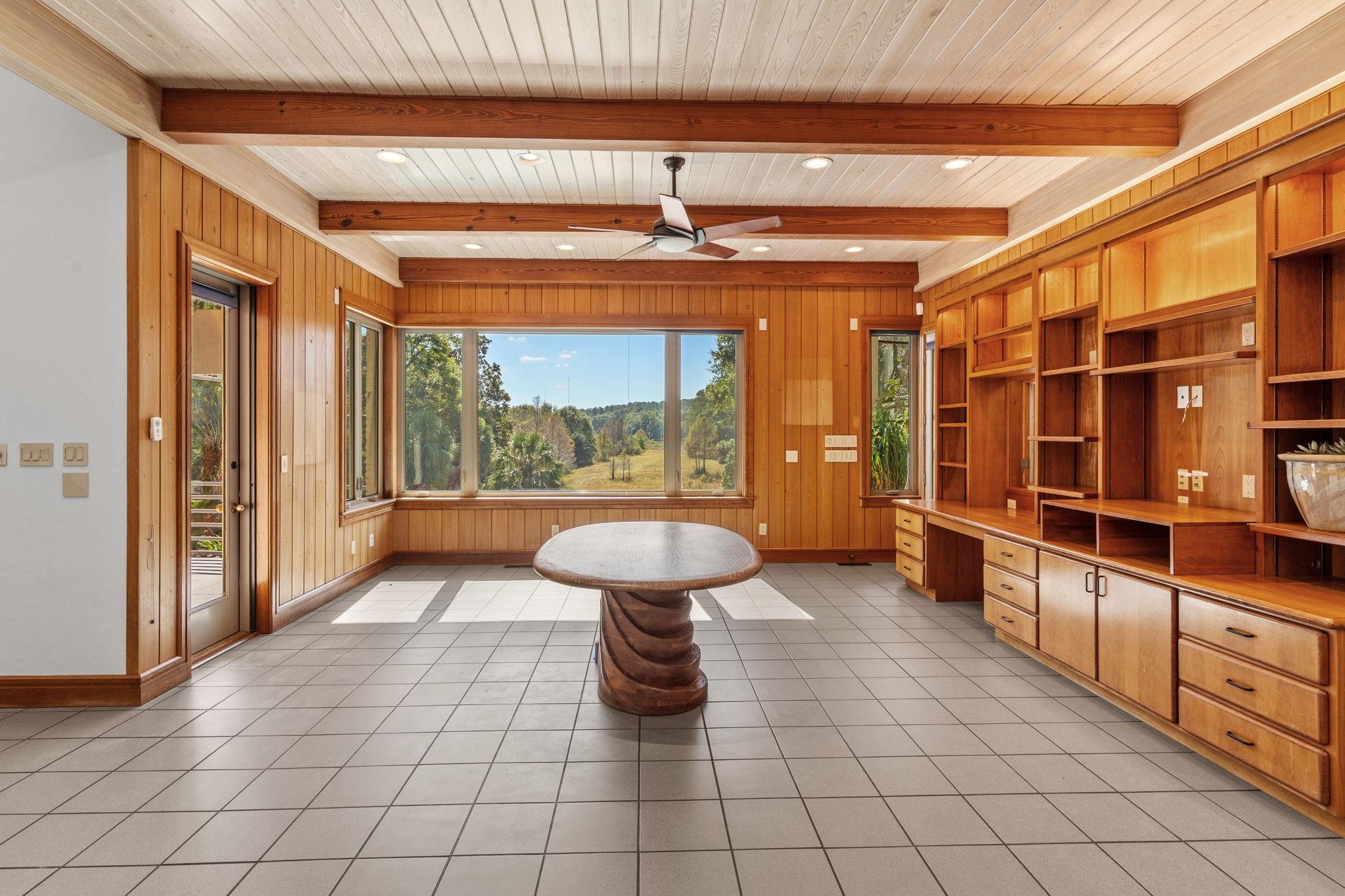 767 RHODEN COVE