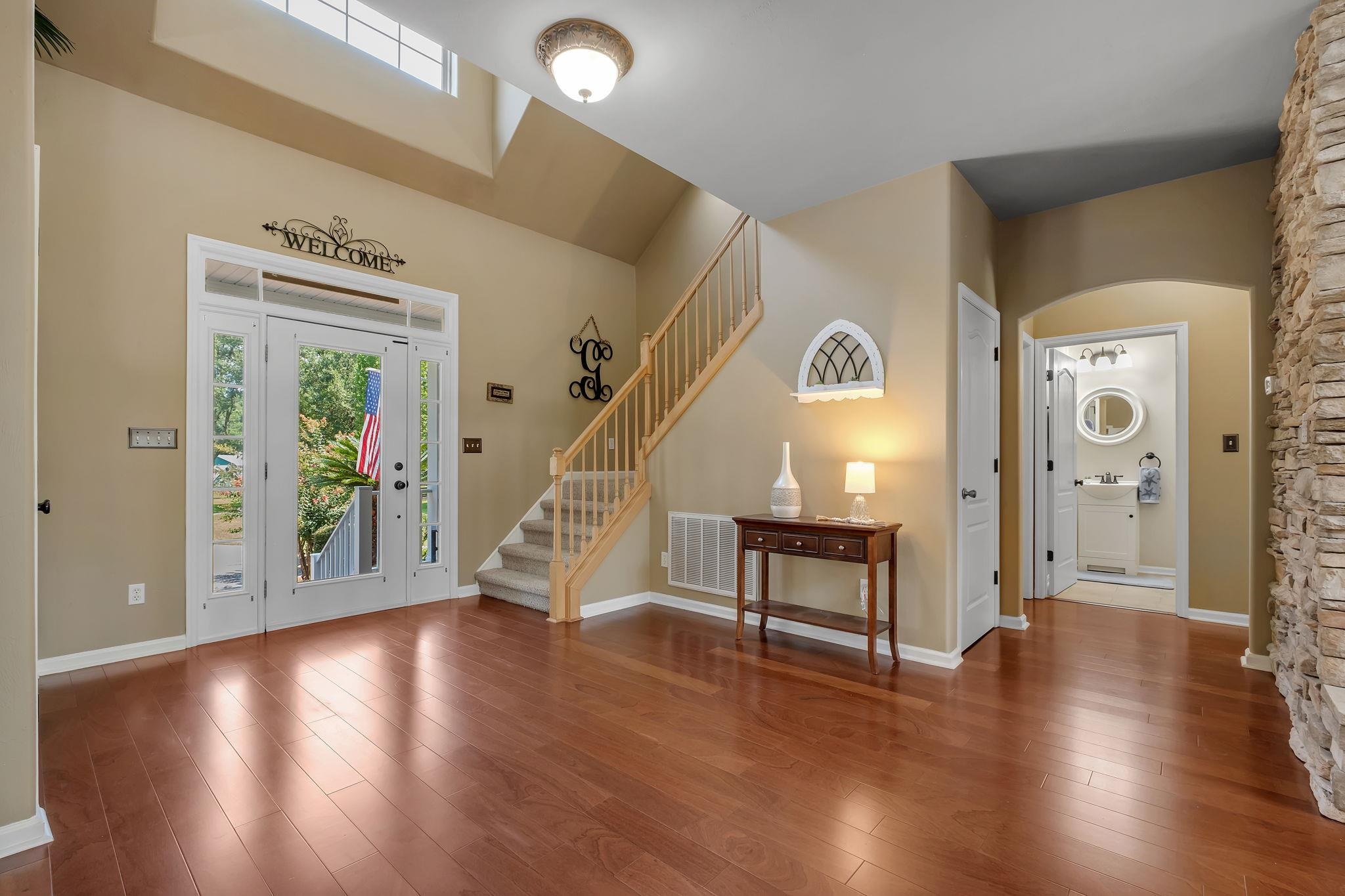 10056 Neamathla Trail
