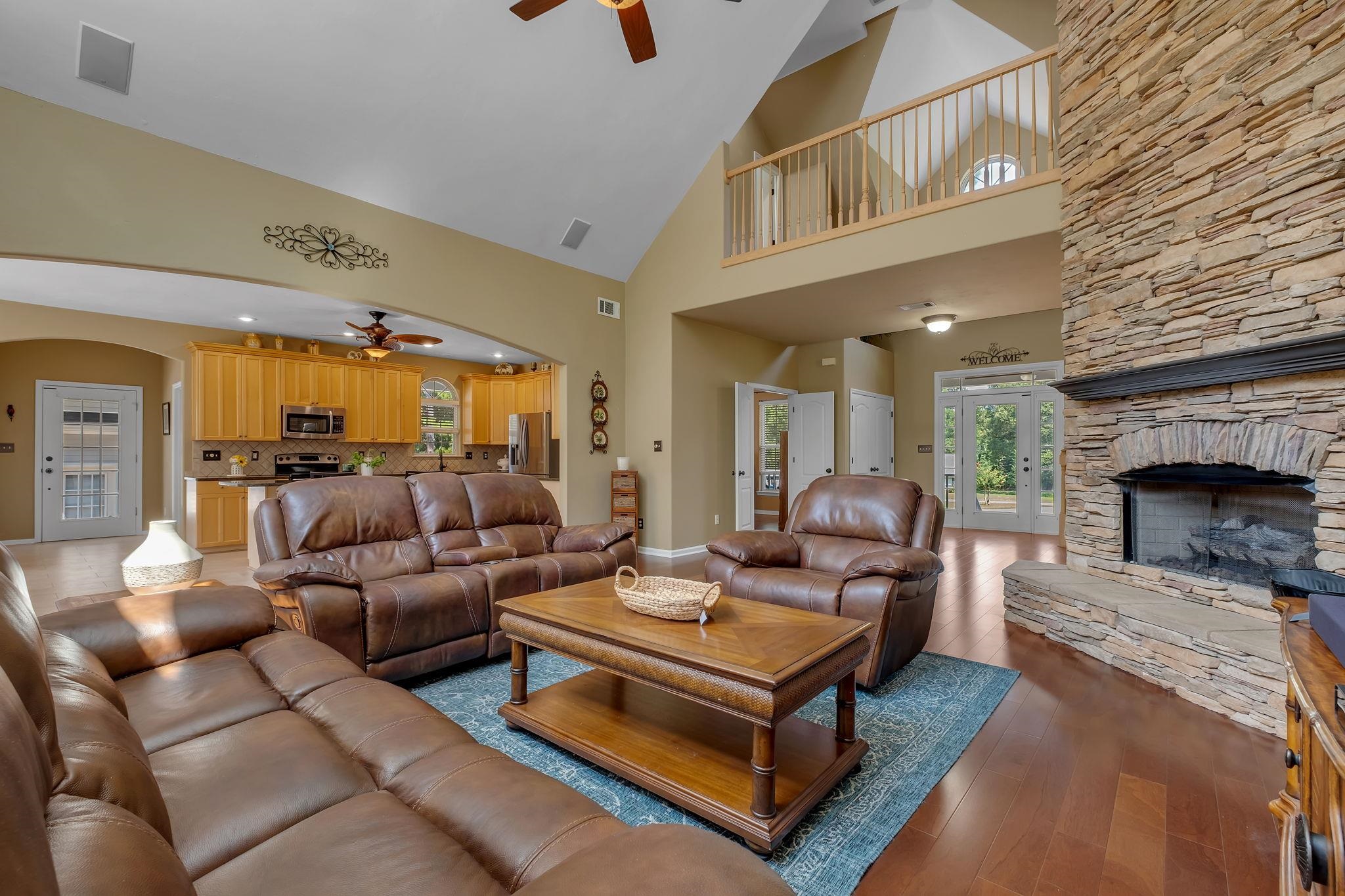 10056 Neamathla Trail