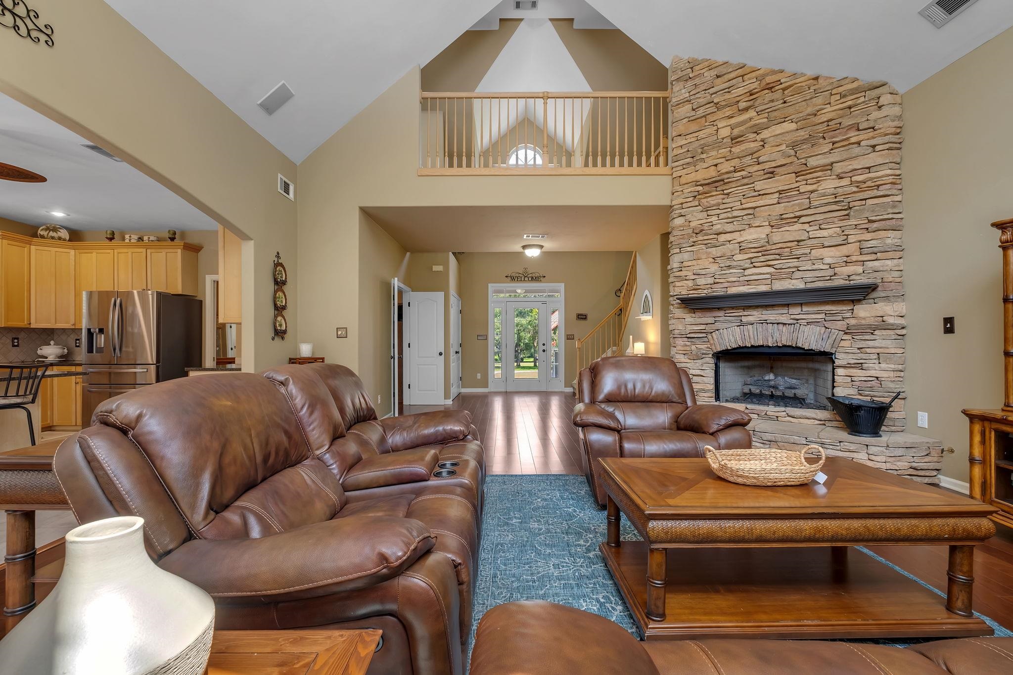 10056 Neamathla Trail