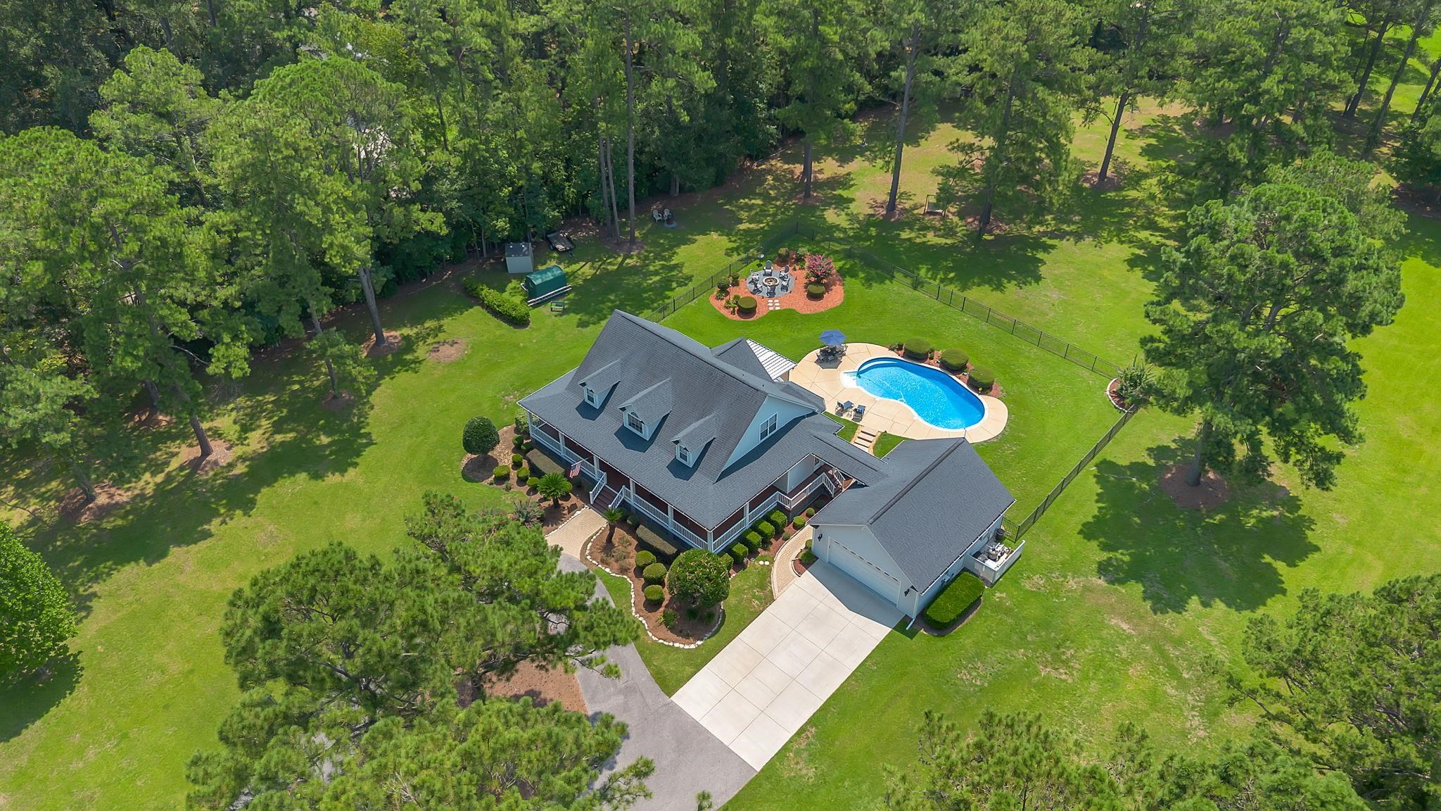 10056 Neamathla Trail