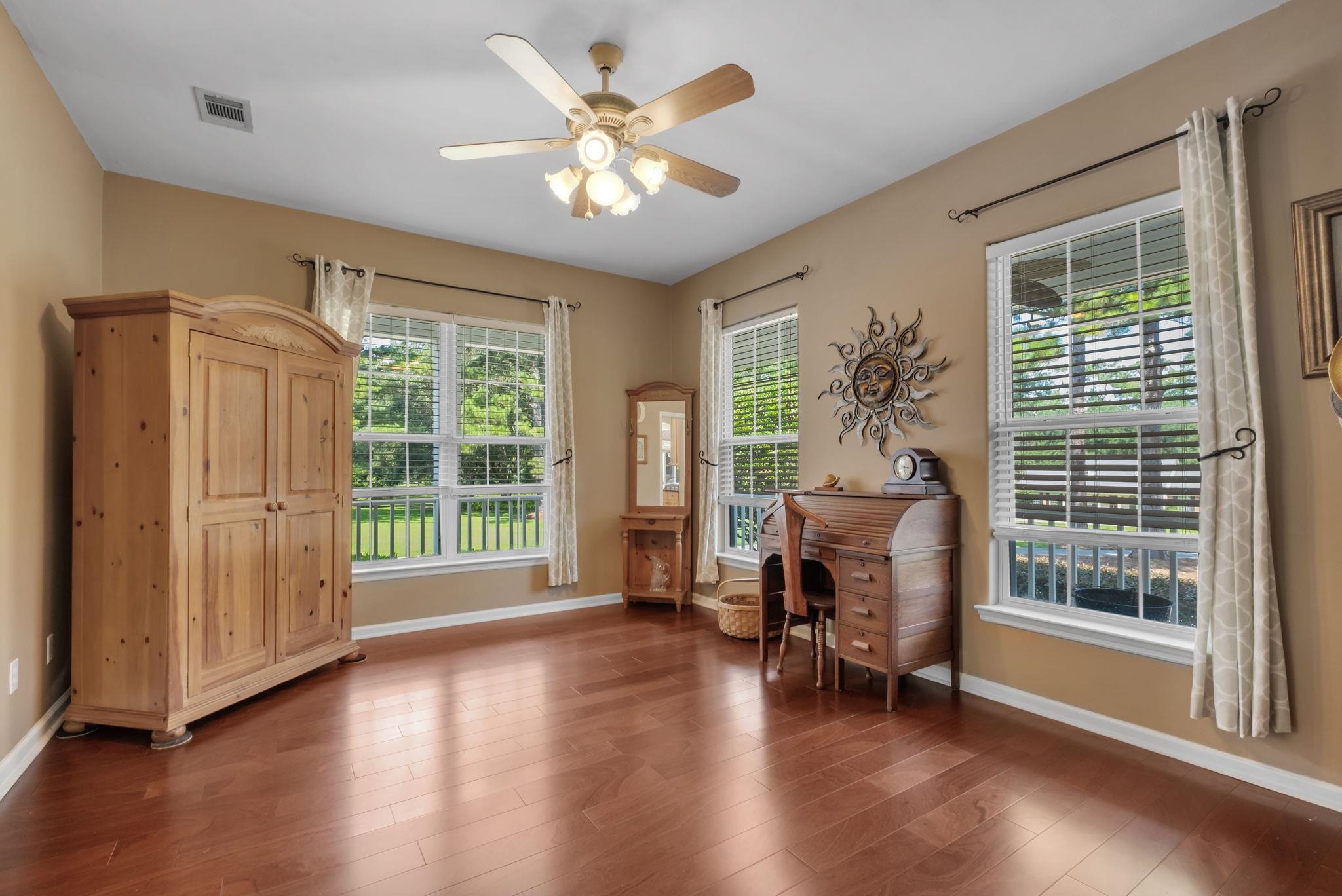 10056 Neamathla Trail