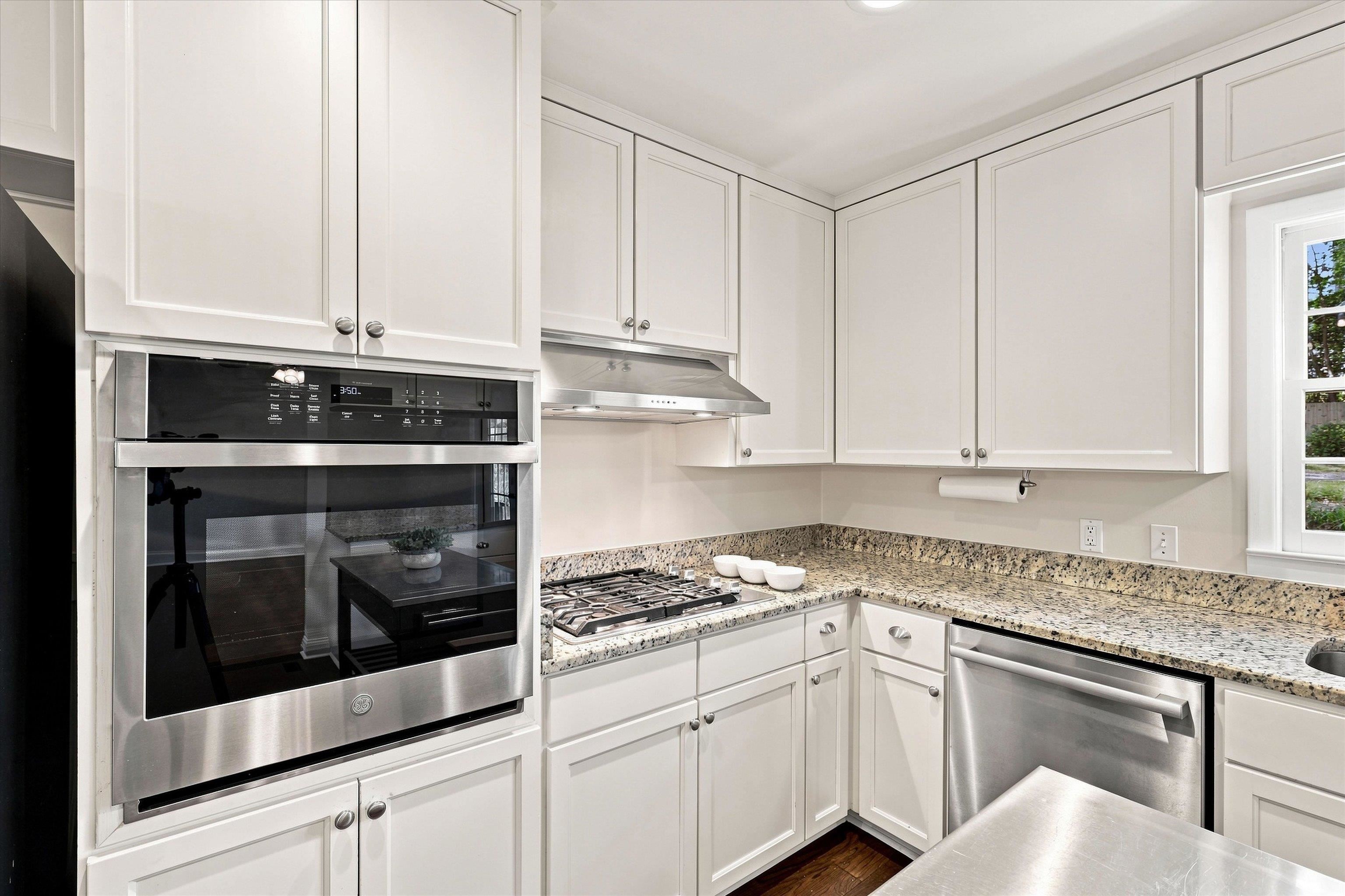 1306 Leewood Drive