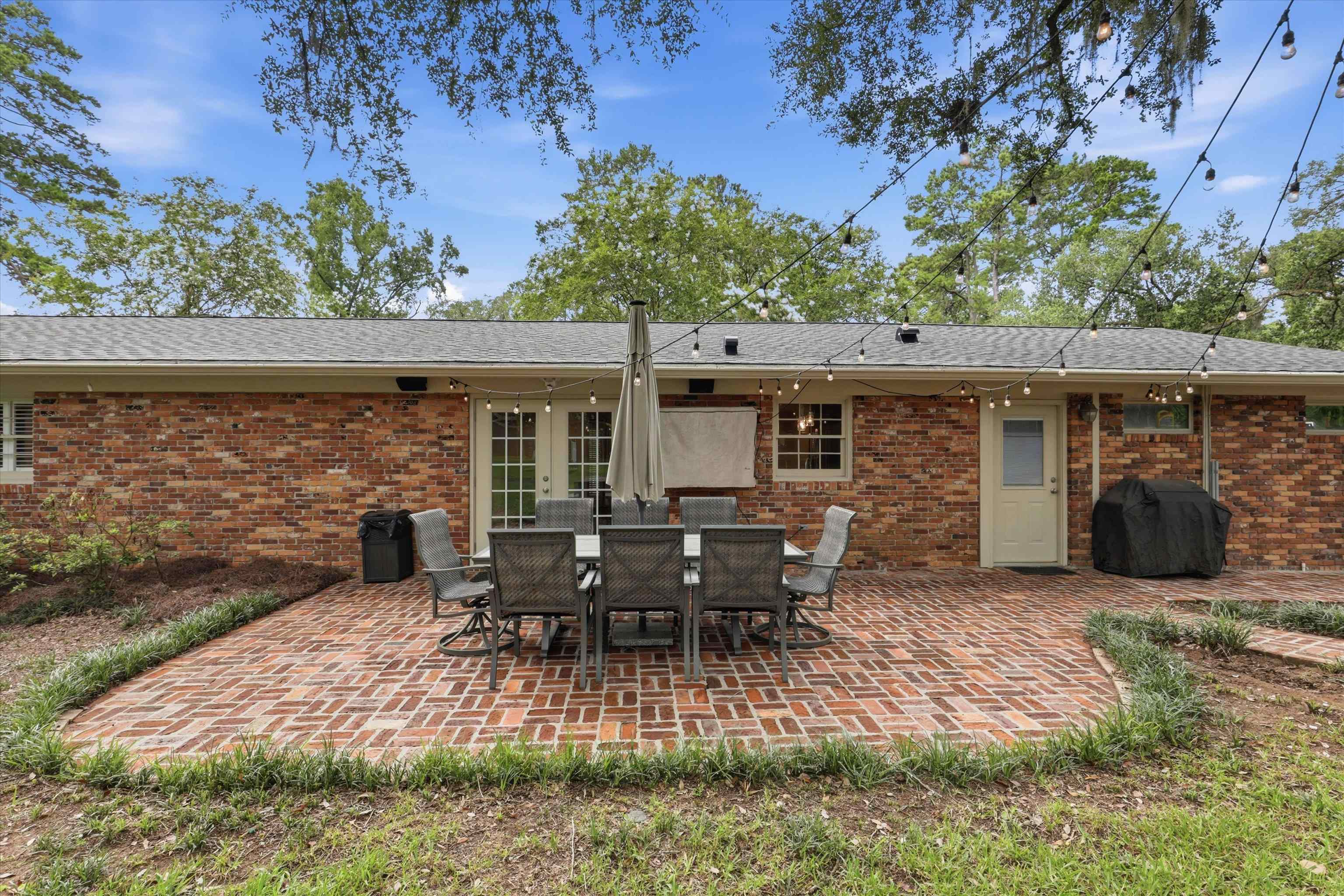 1306 Leewood Drive
