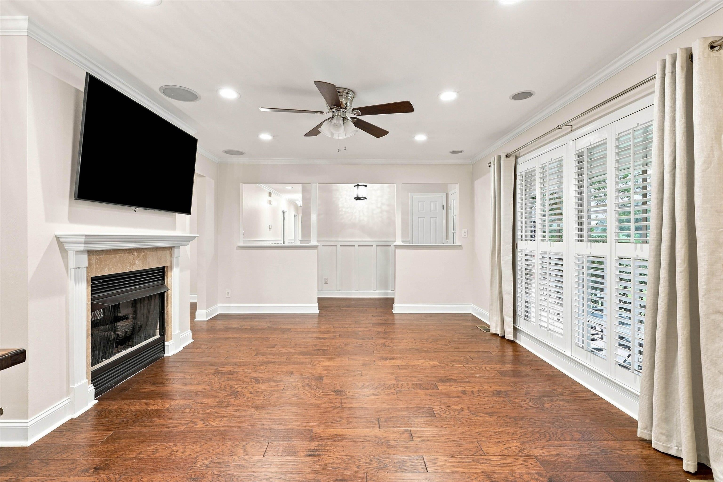 1306 Leewood Drive