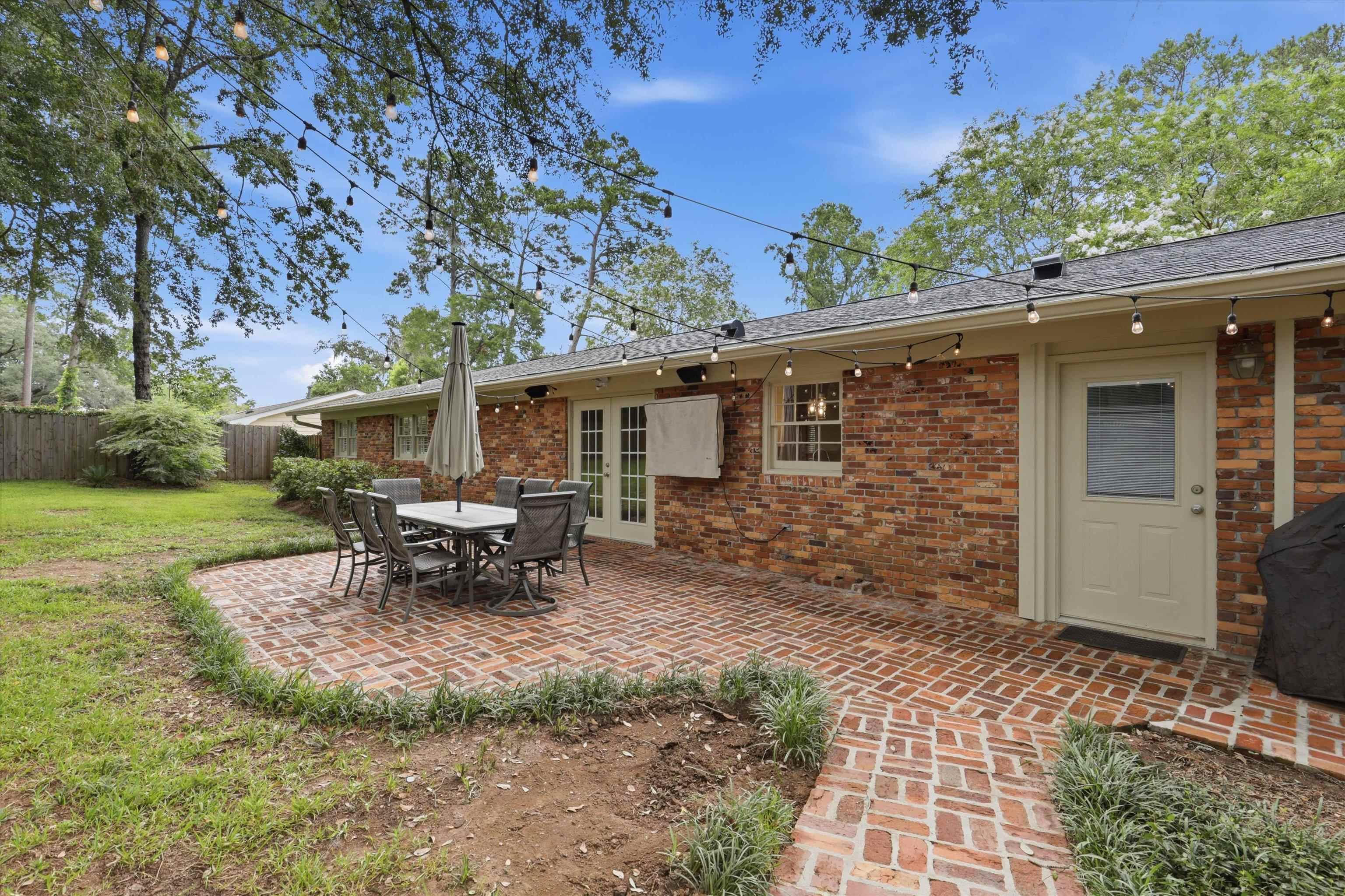 1306 Leewood Drive