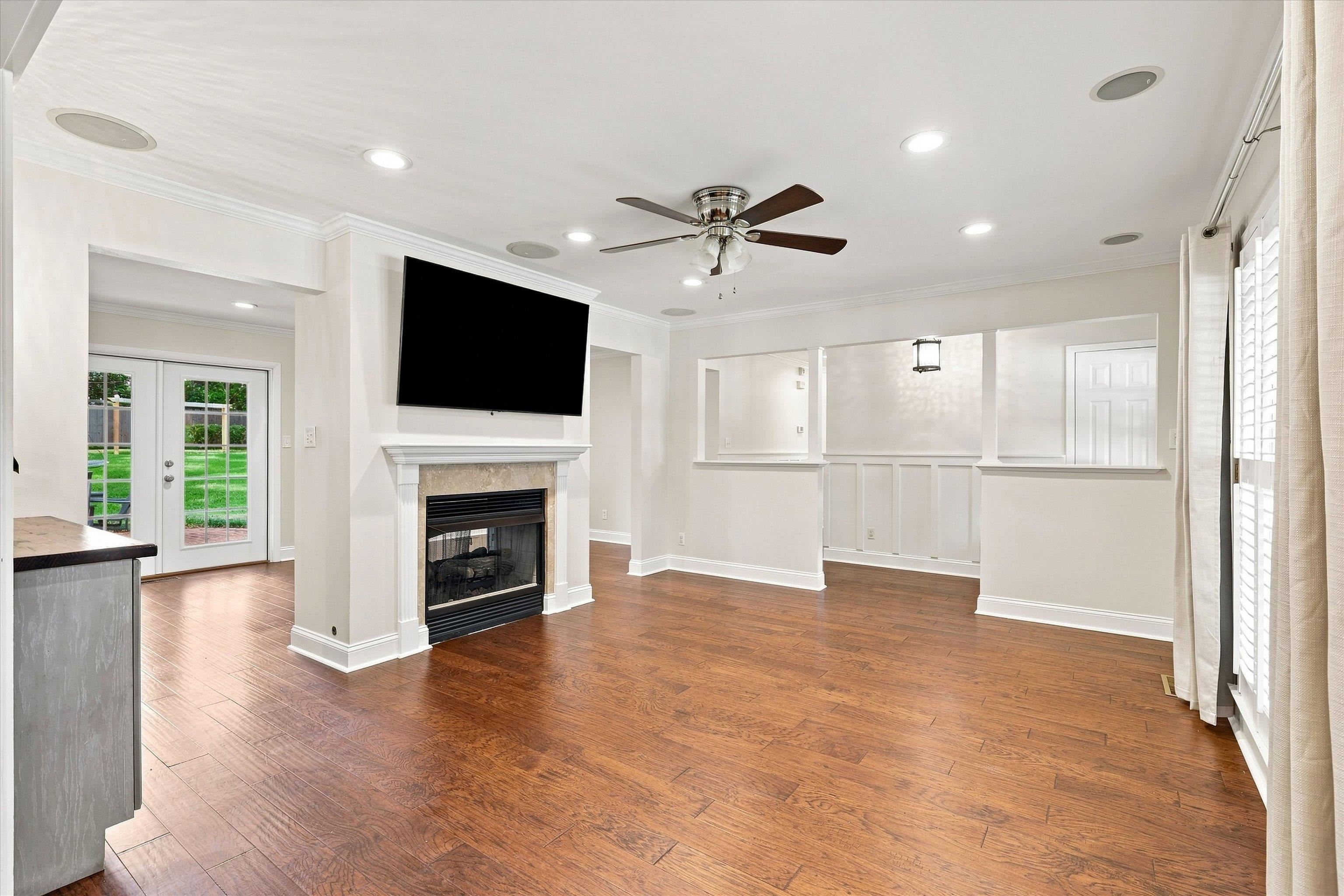 1306 Leewood Drive