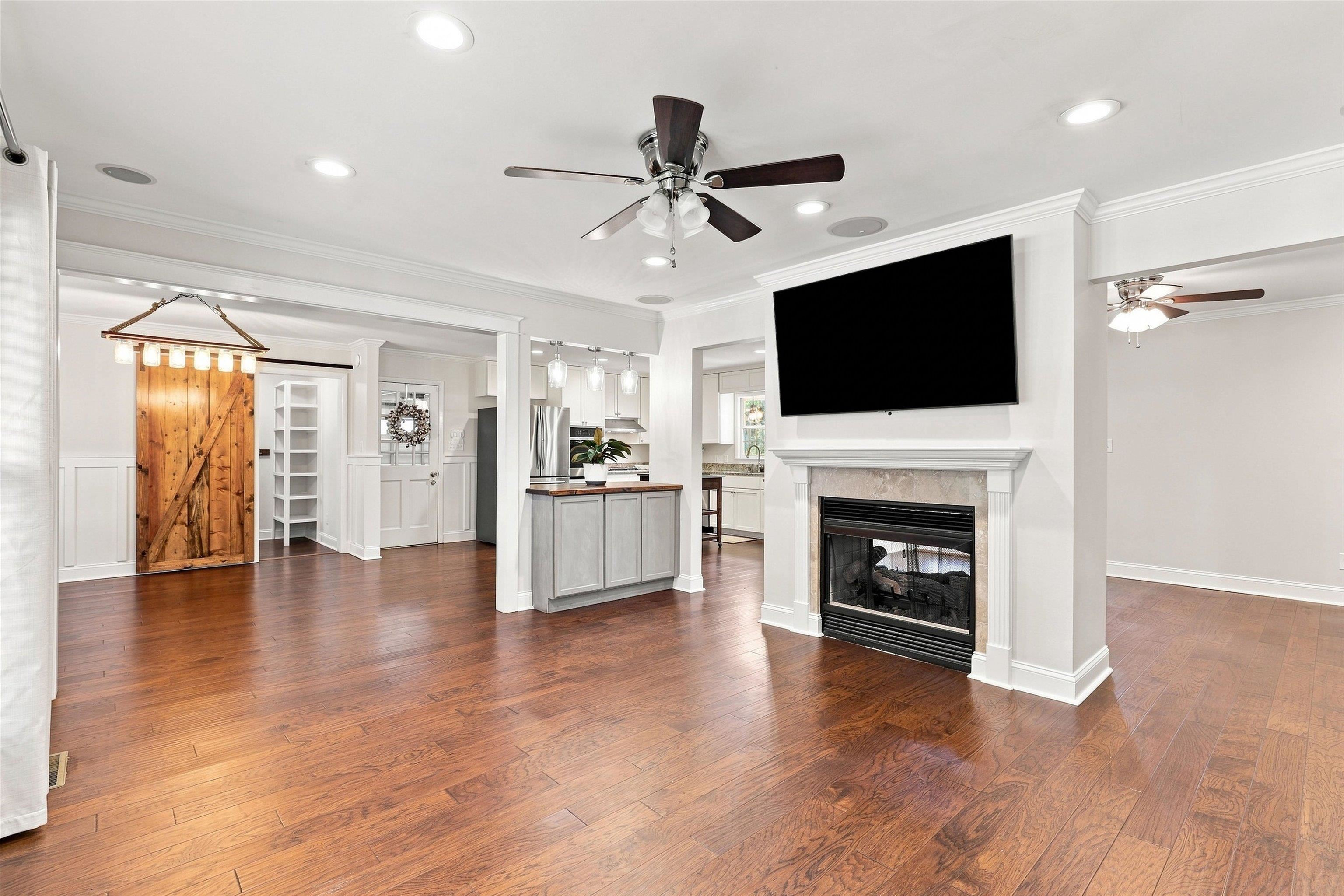1306 Leewood Drive