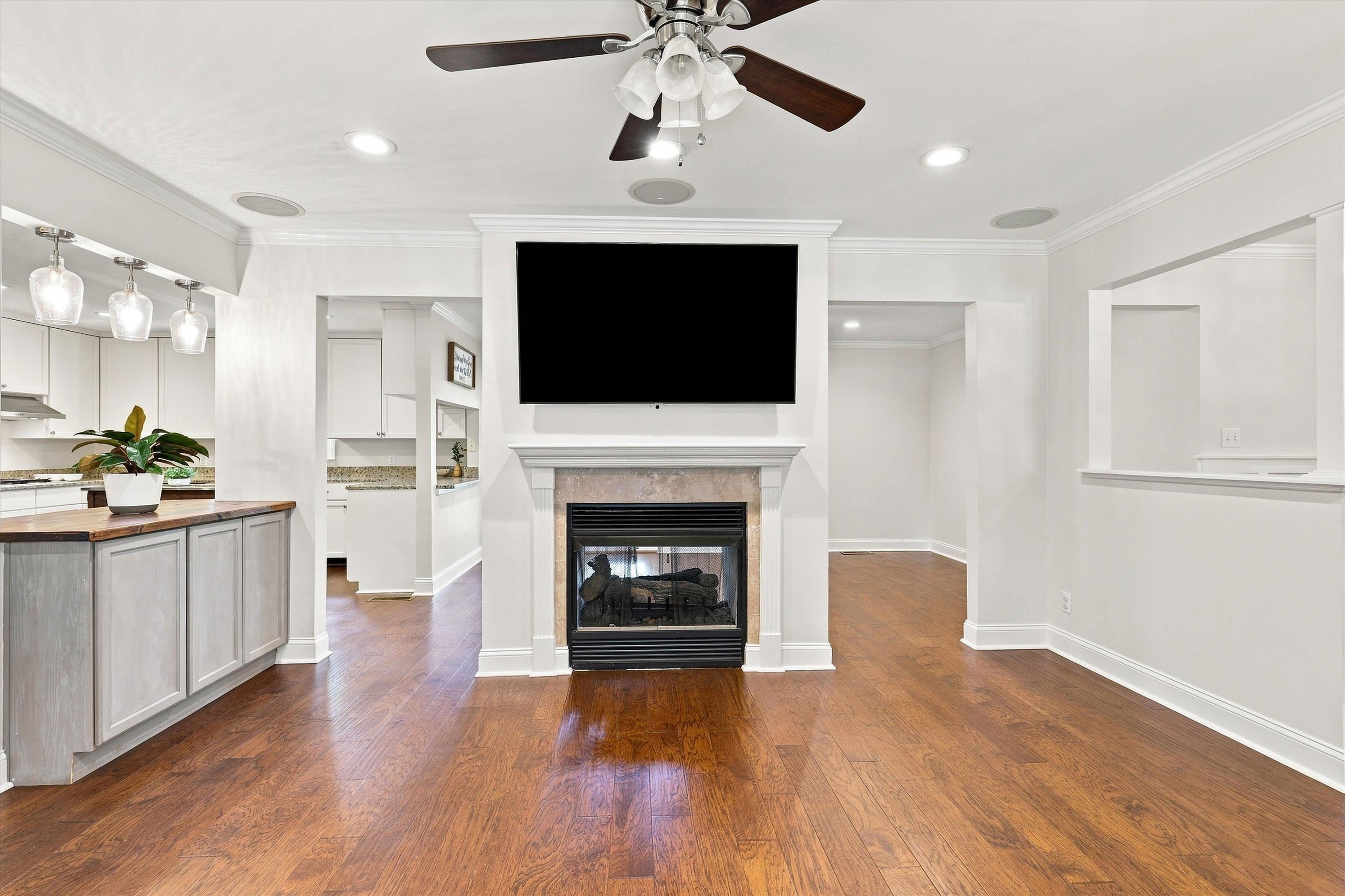 1306 Leewood Drive