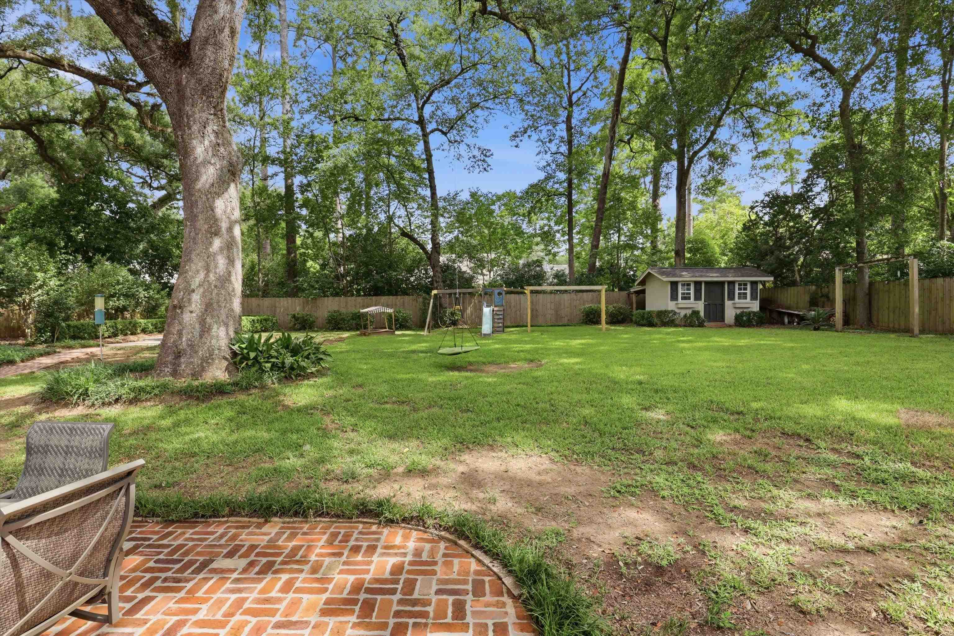 1306 Leewood Drive