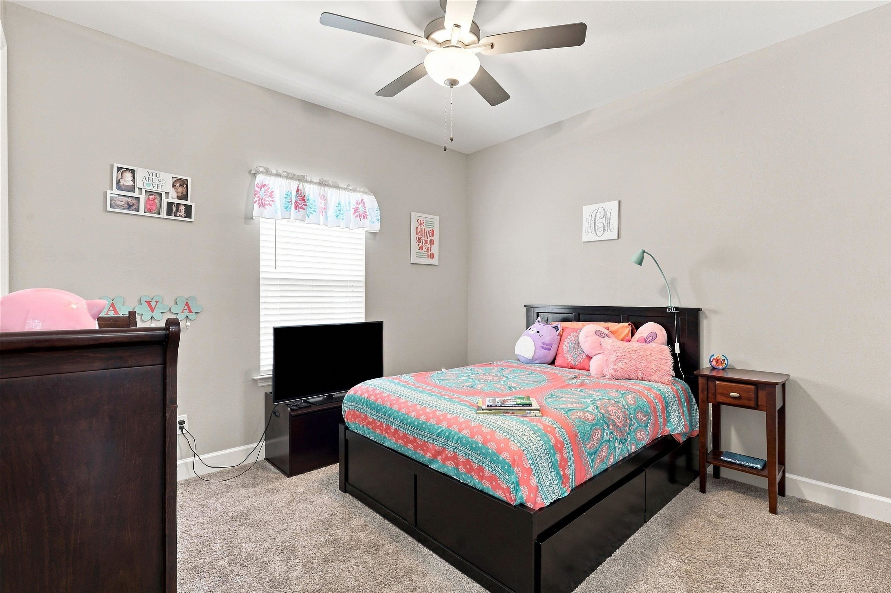 2335 Lexington Pond Way