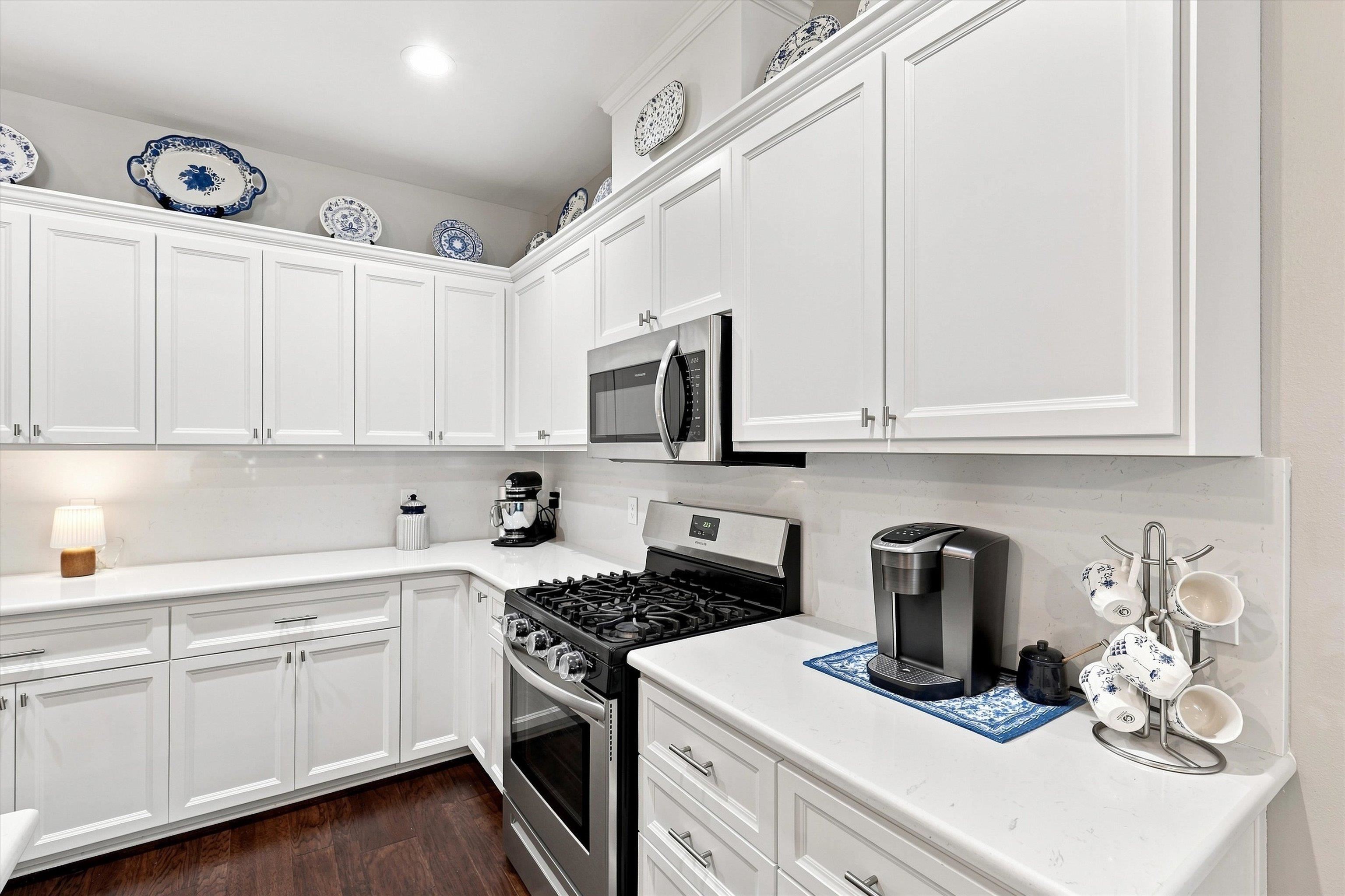 2335 Lexington Pond Way