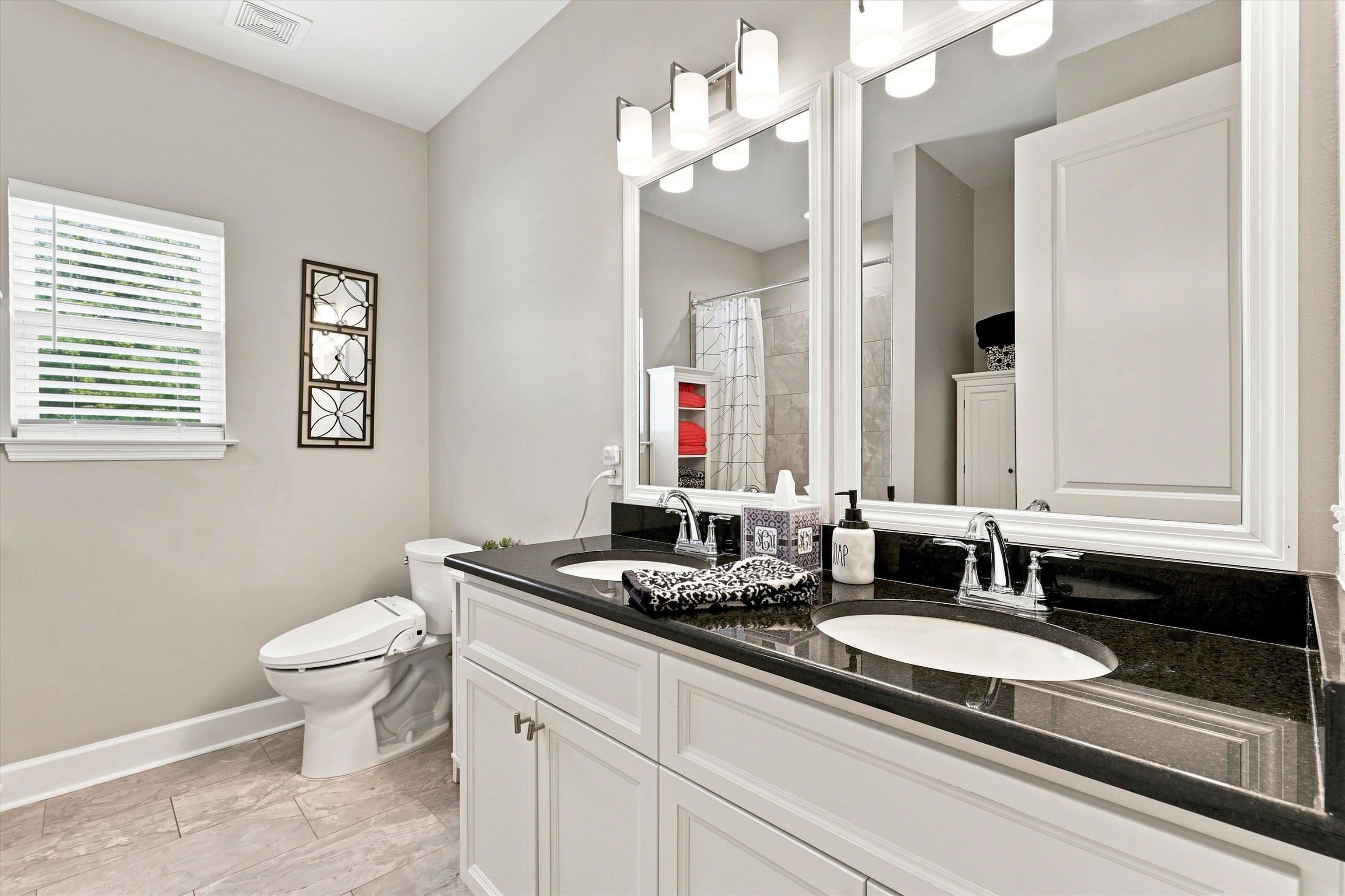 2335 Lexington Pond Way