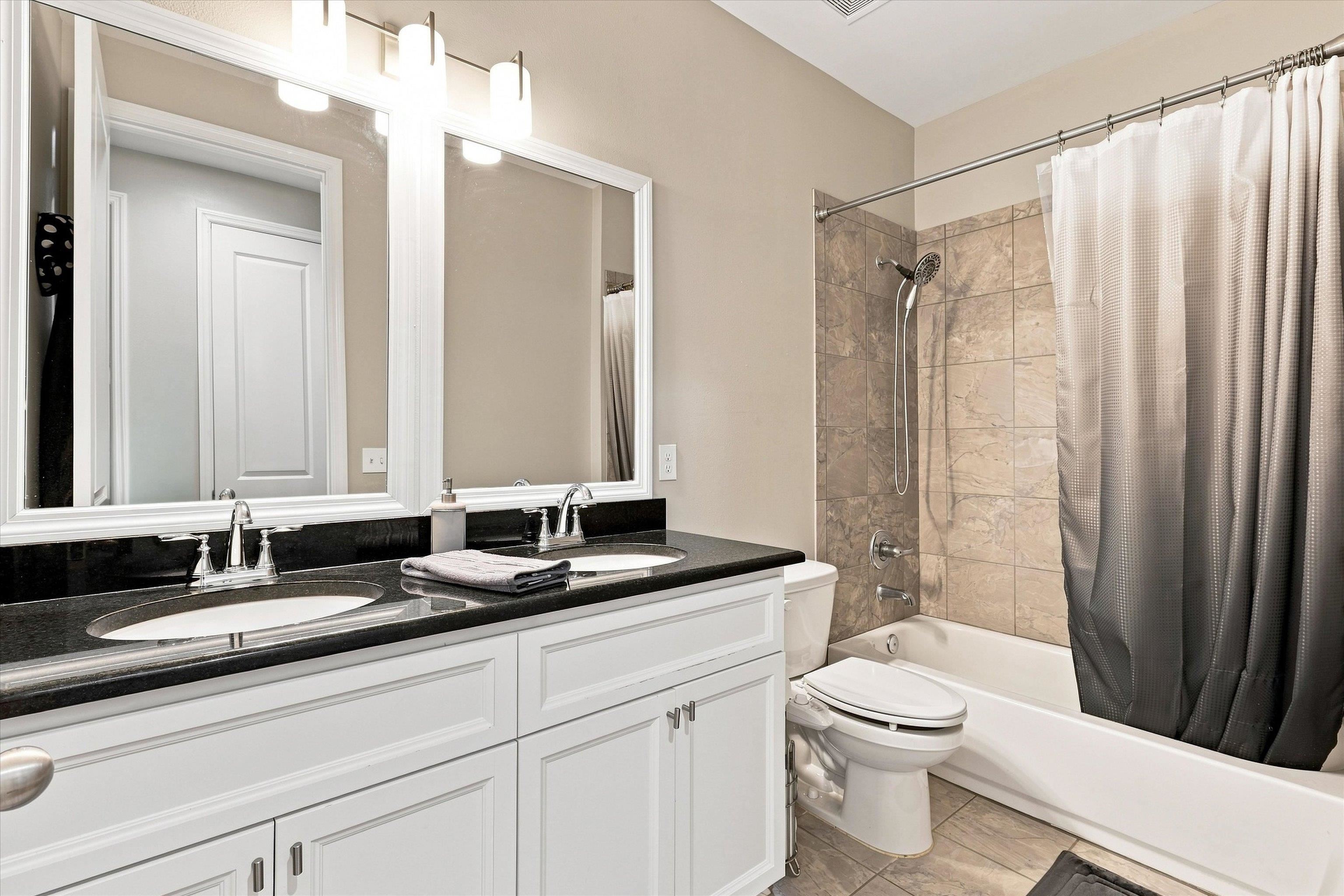 2335 Lexington Pond Way