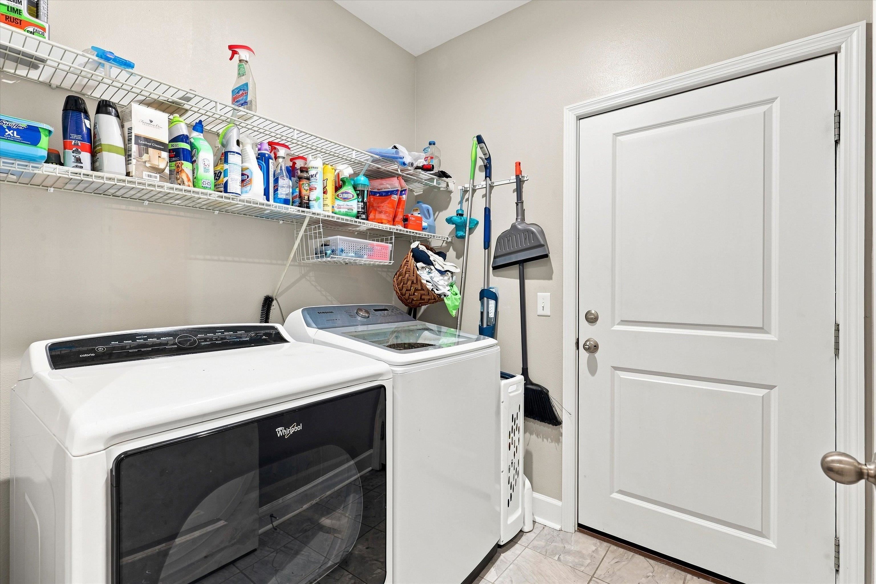 2335 Lexington Pond Way